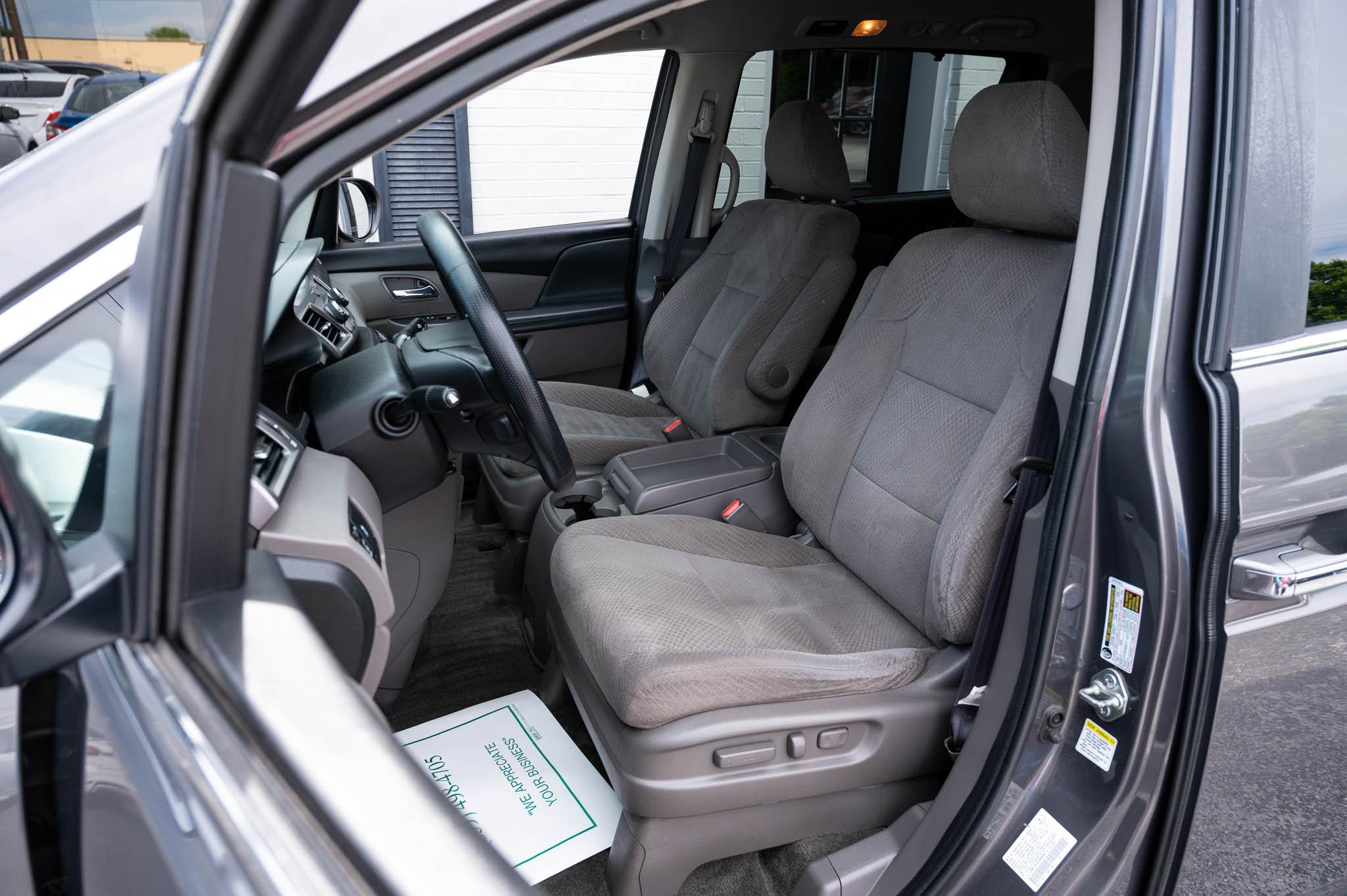 Honda Odyssey SE 2016