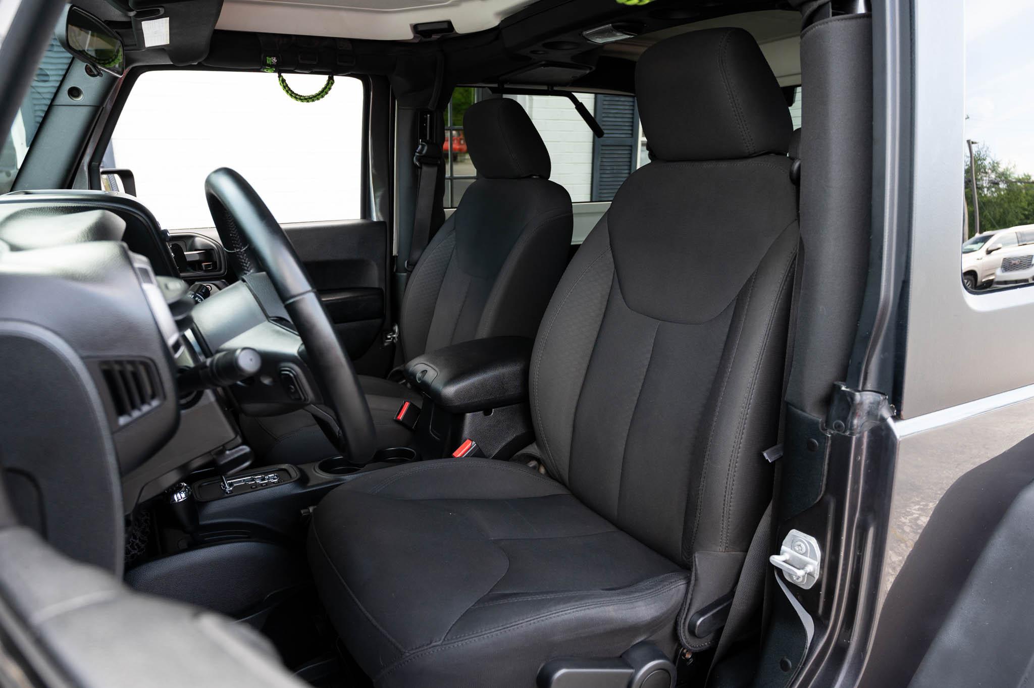 Jeep Wrangler Sport 4WD 2017