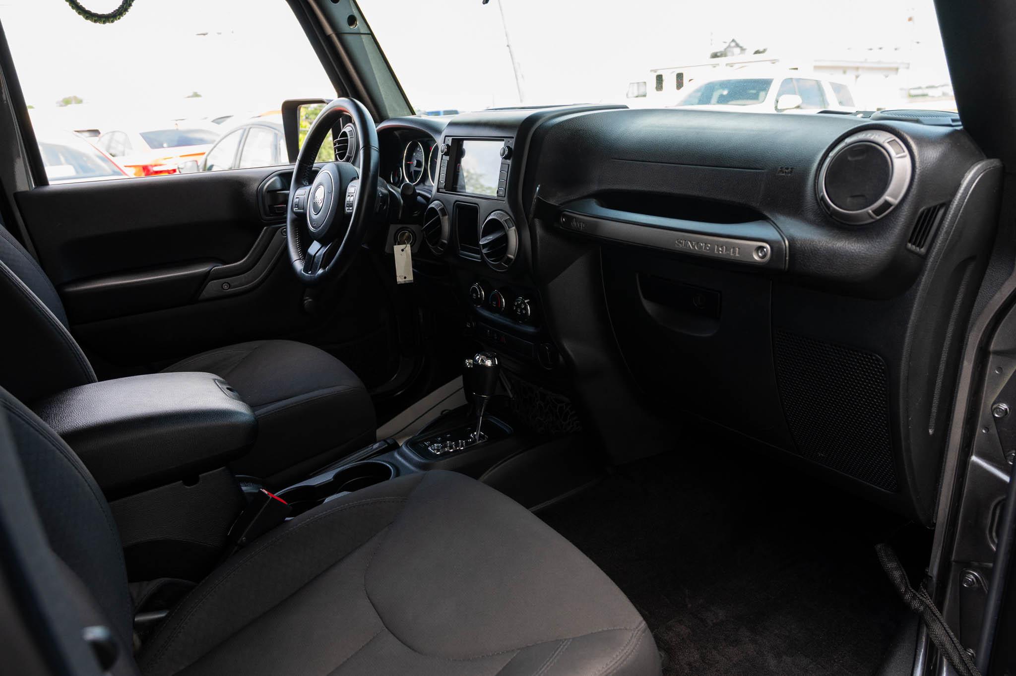 Jeep Wrangler Sport 4WD 2017
