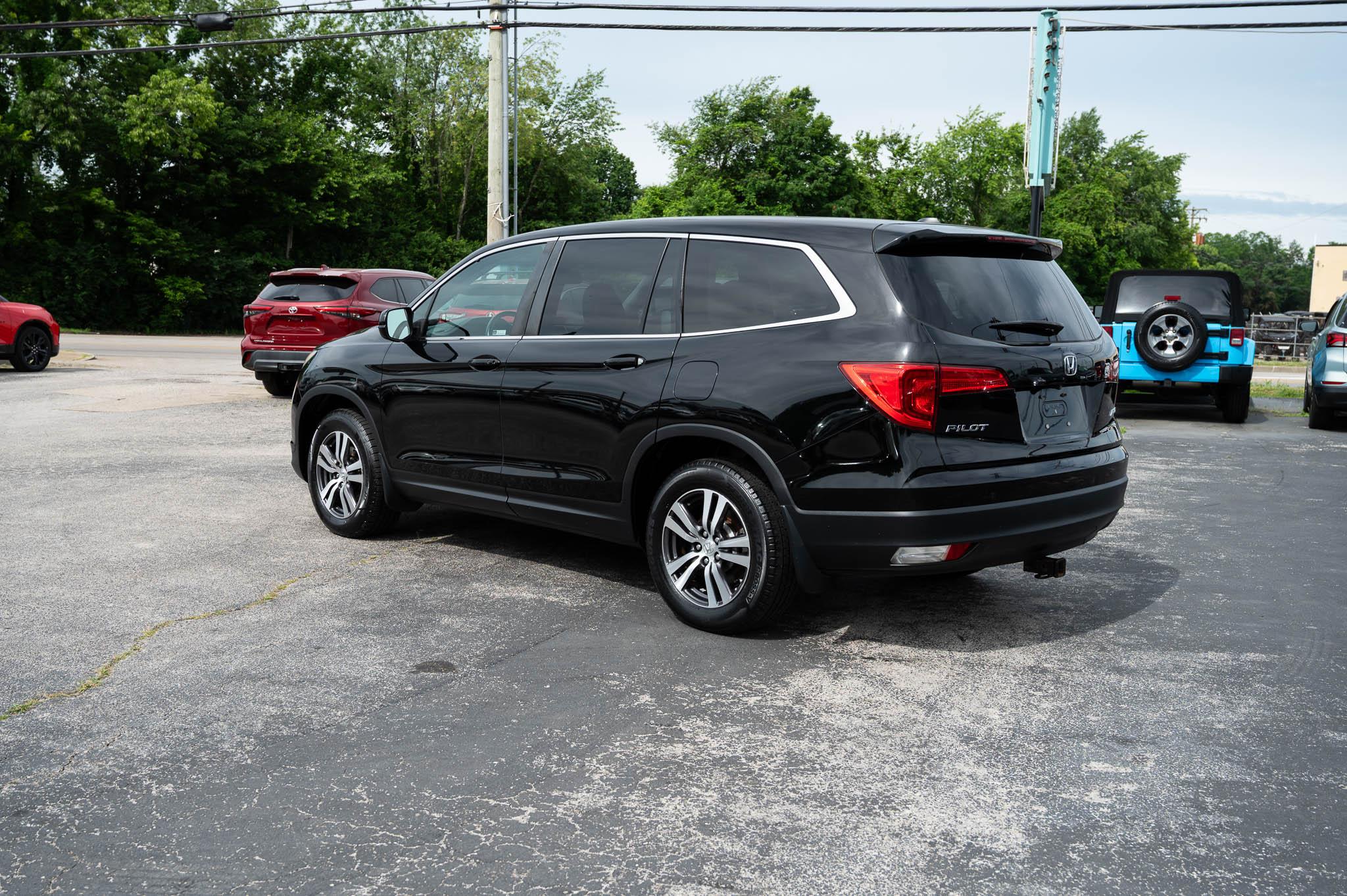 Honda Pilot EX-L w/Navigation AWD 2017