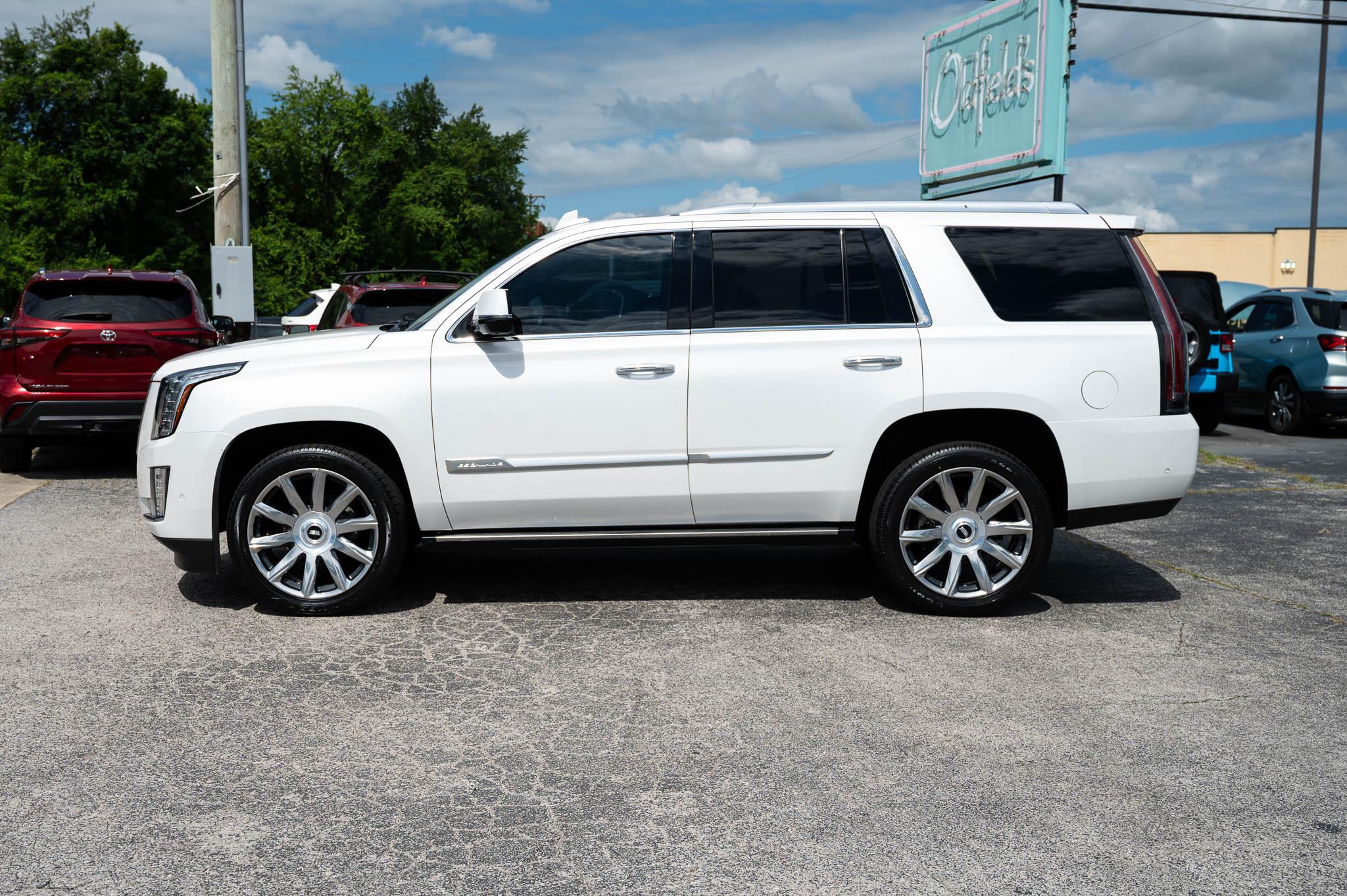 Cadillac Escalade Platinum 4WD 2018