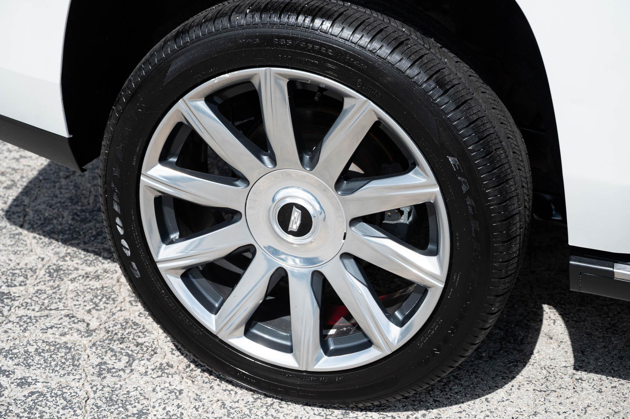 Cadillac Escalade Platinum 4WD 2018