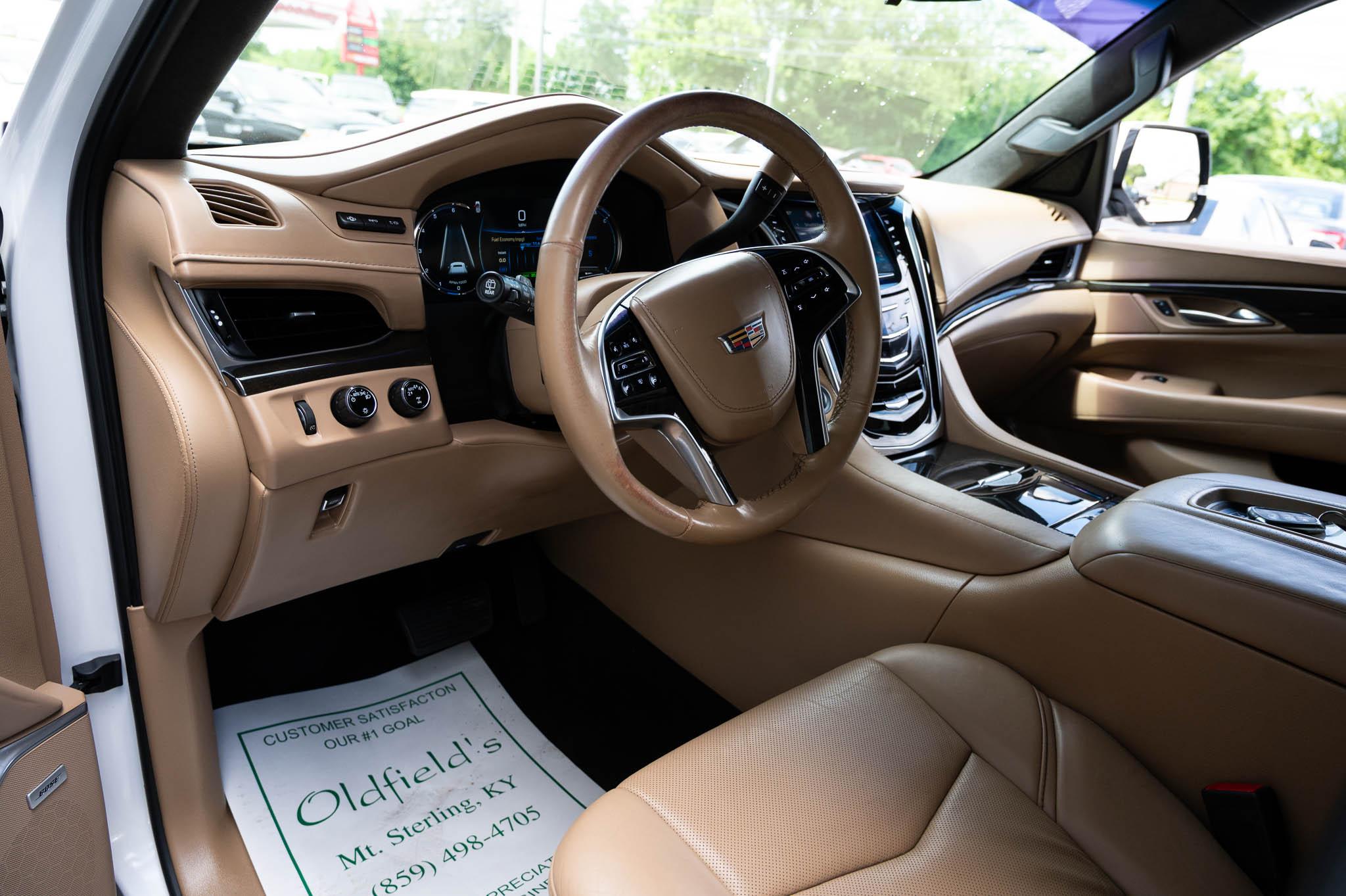 Cadillac Escalade Platinum 4WD 2018