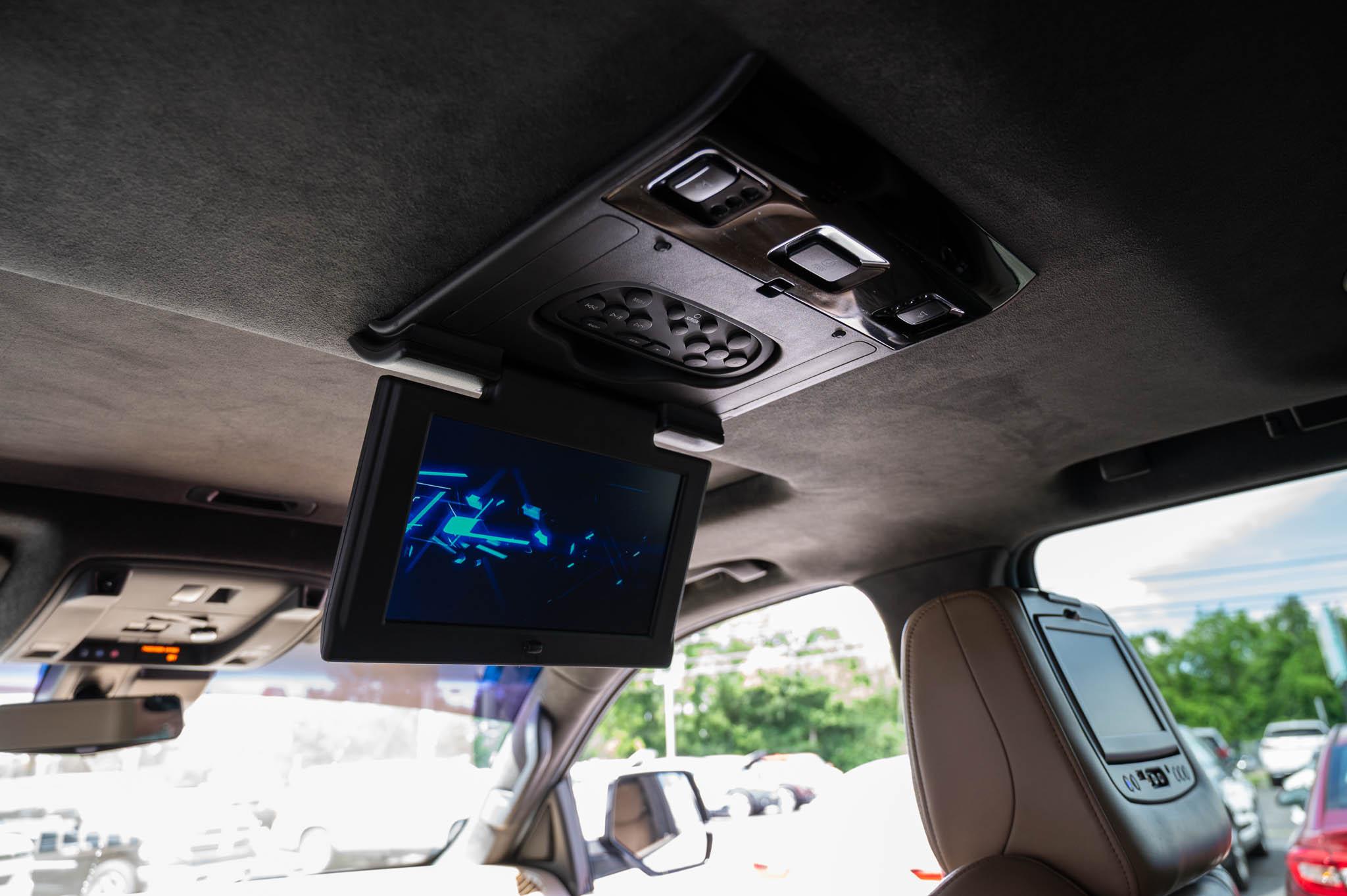 Cadillac Escalade Platinum 4WD 2018