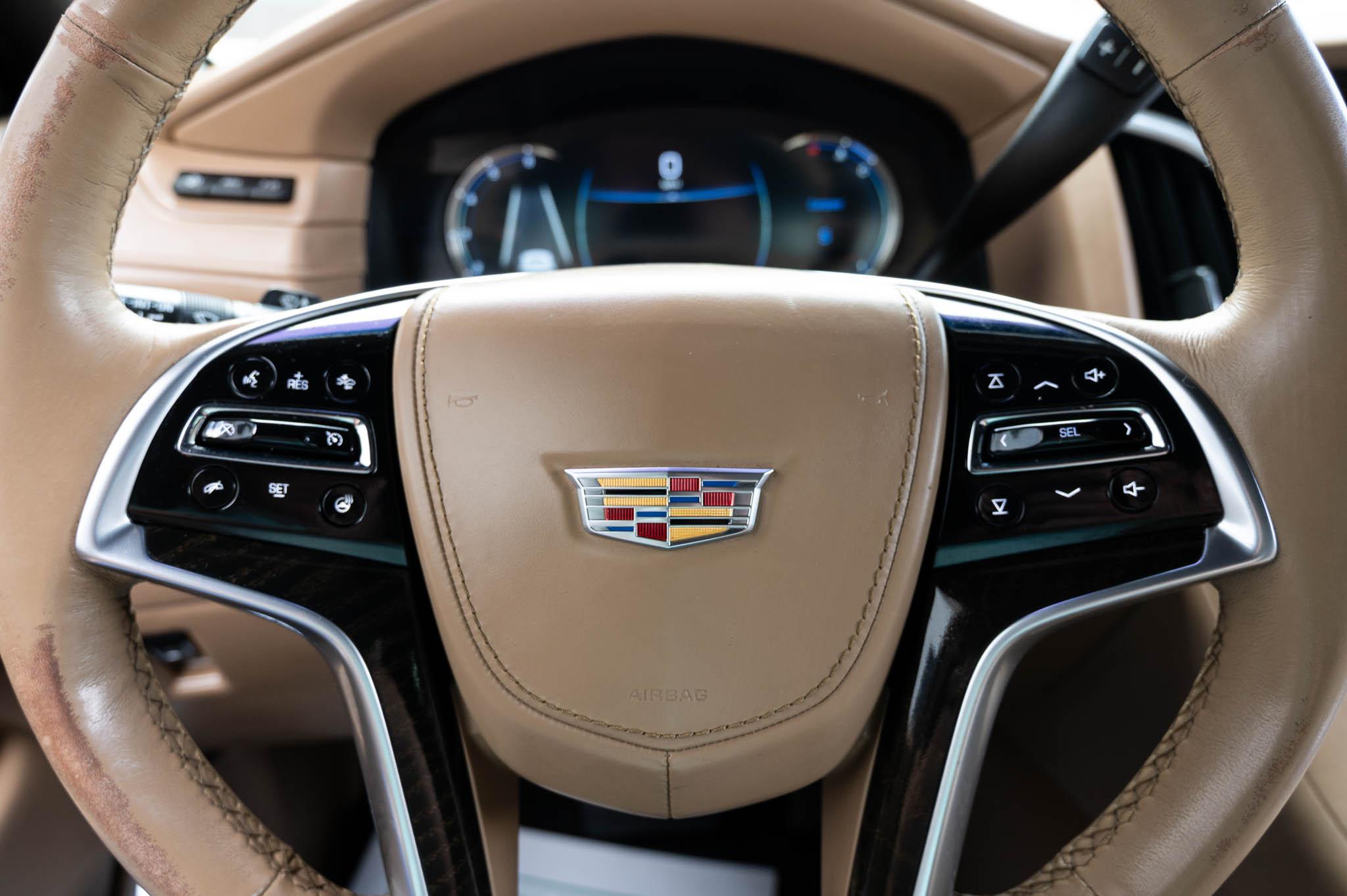 Cadillac Escalade Platinum 4WD 2018