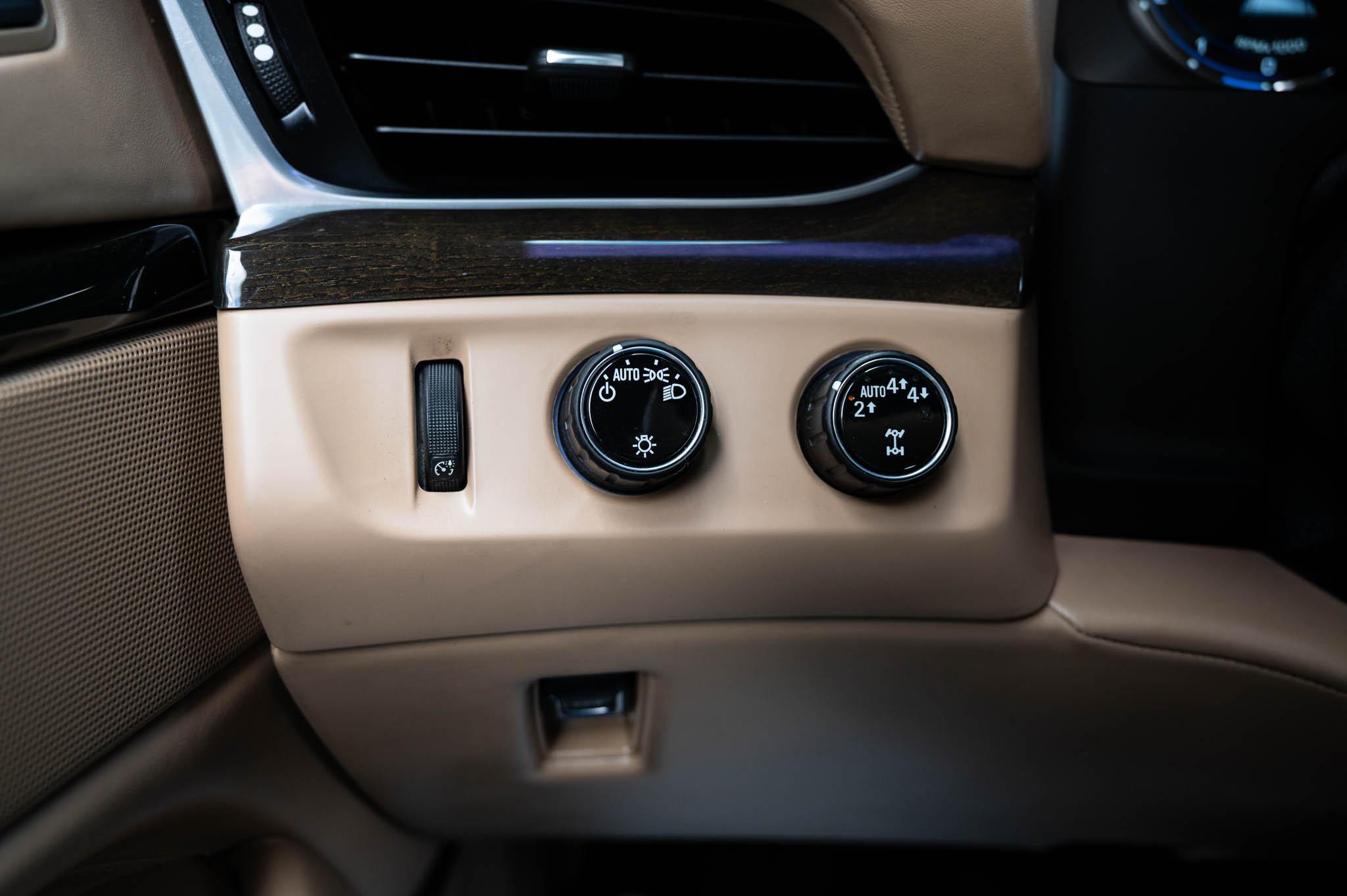 Cadillac Escalade Platinum 4WD 2018