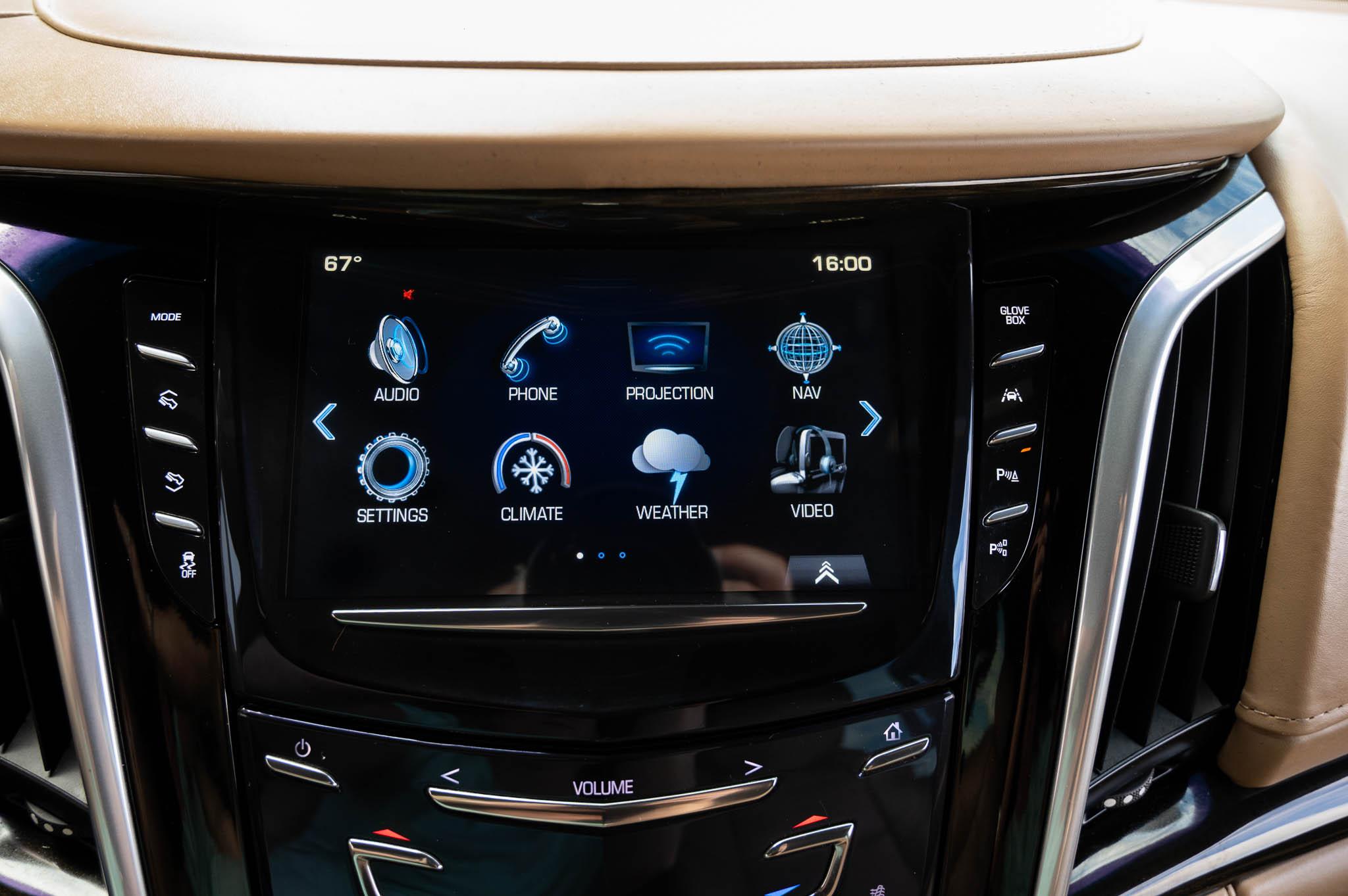 Cadillac Escalade Platinum 4WD 2018
