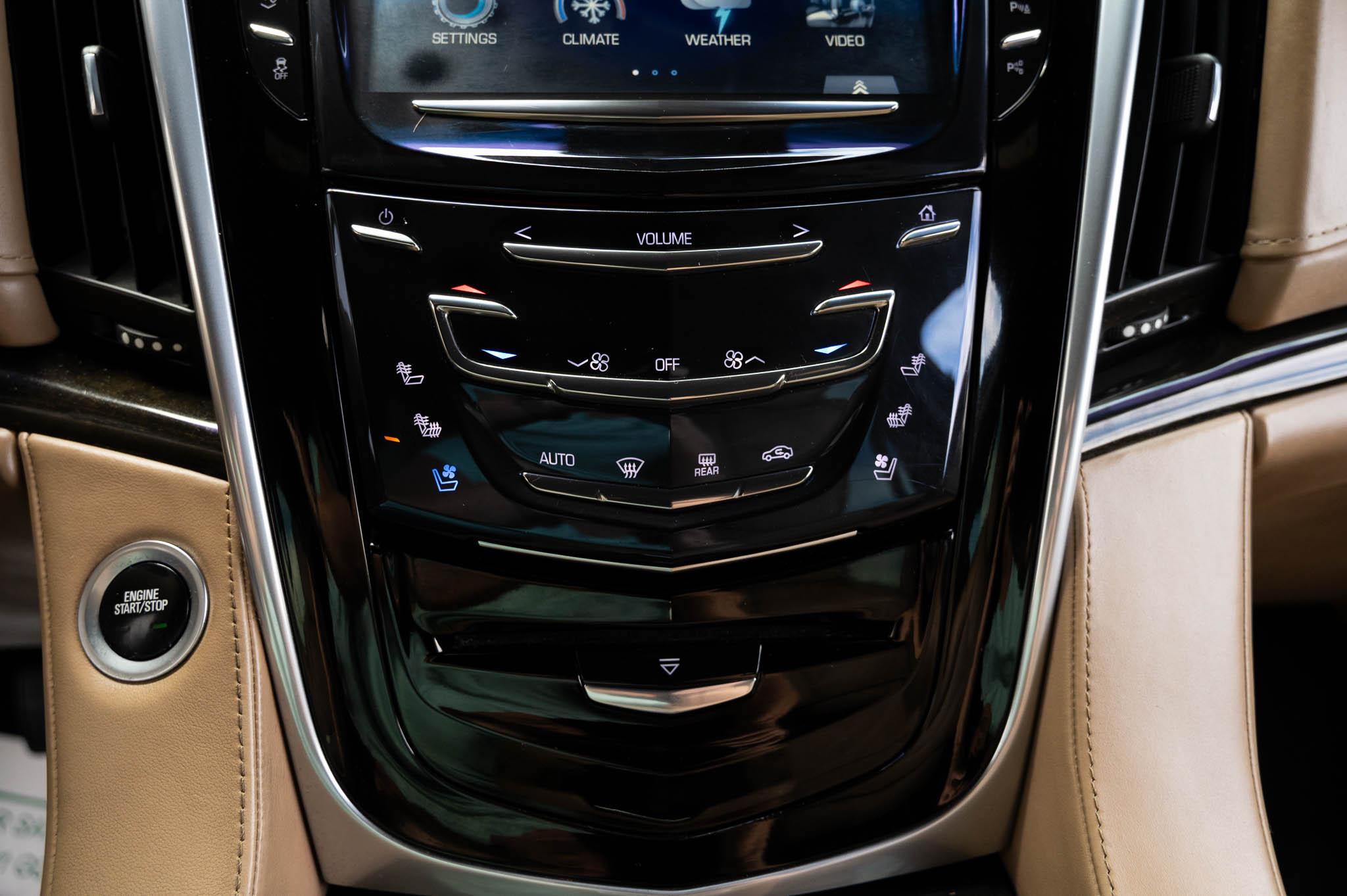 Cadillac Escalade Platinum 4WD 2018