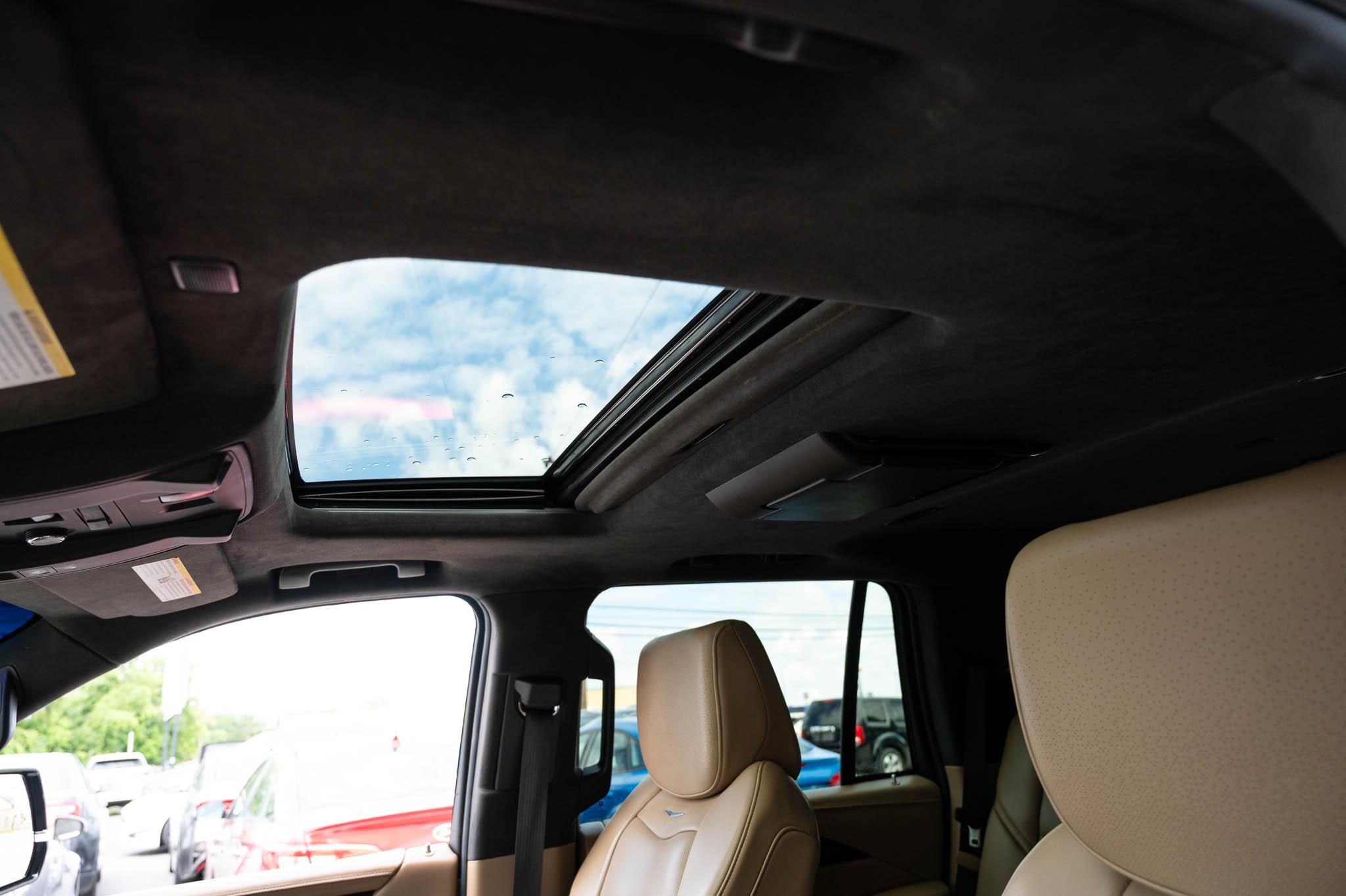 Cadillac Escalade Platinum 4WD 2018