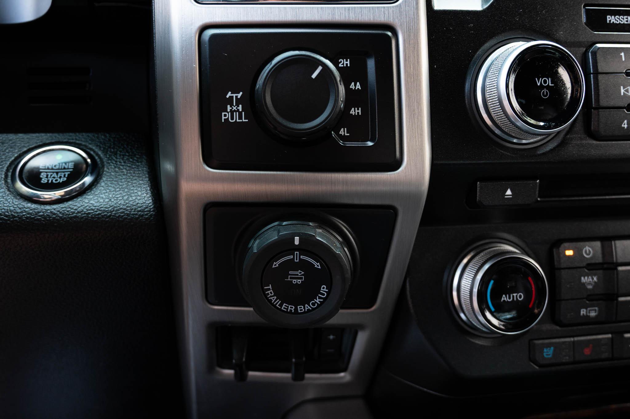 Ford F-150 Platinum SuperCrew 5.5-ft. Bed 4WD 2017