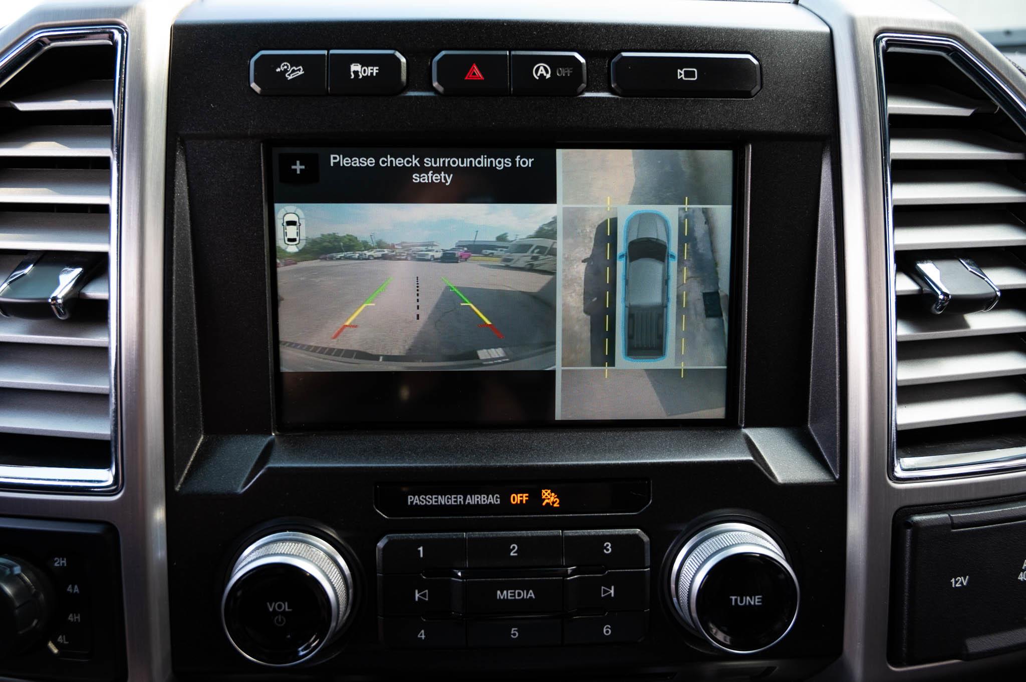 Ford F-150 Platinum SuperCrew 5.5-ft. Bed 4WD 2017