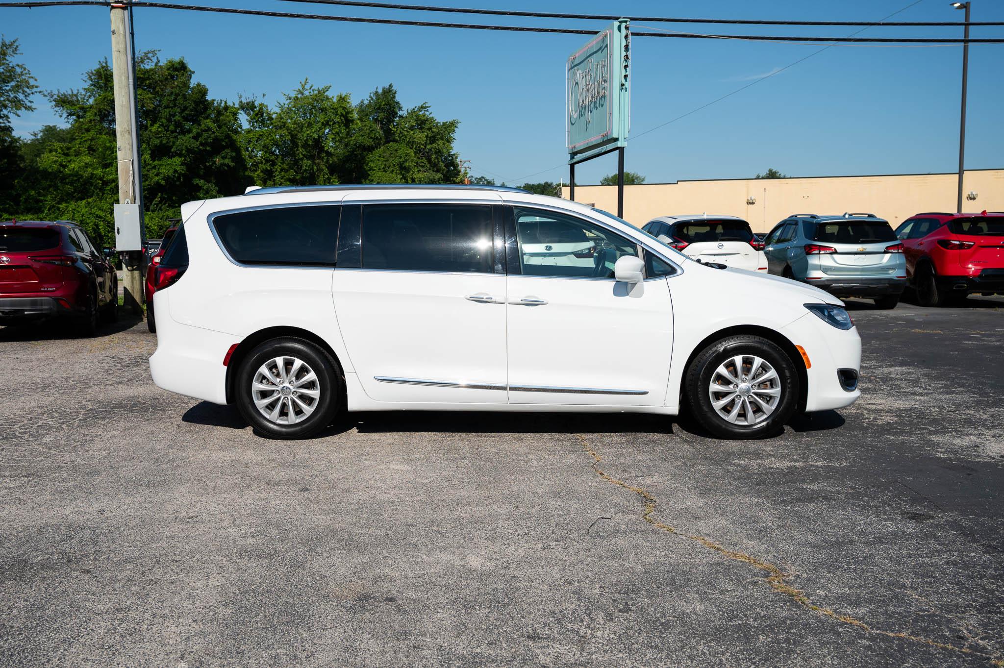 Chrysler Pacifica Touring-L 2018