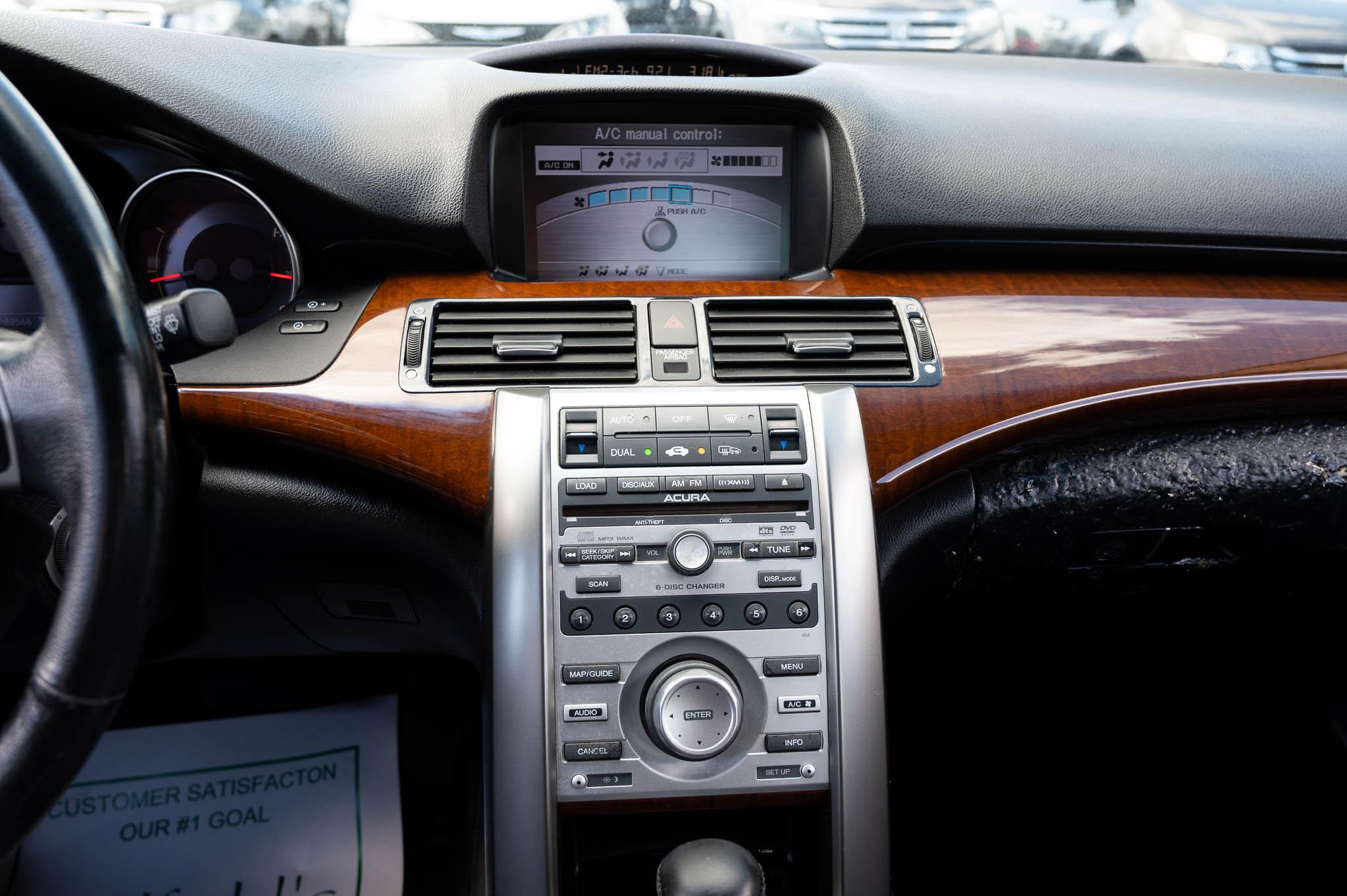 Acura RL 4dr Sdn w/Navigation System 2007