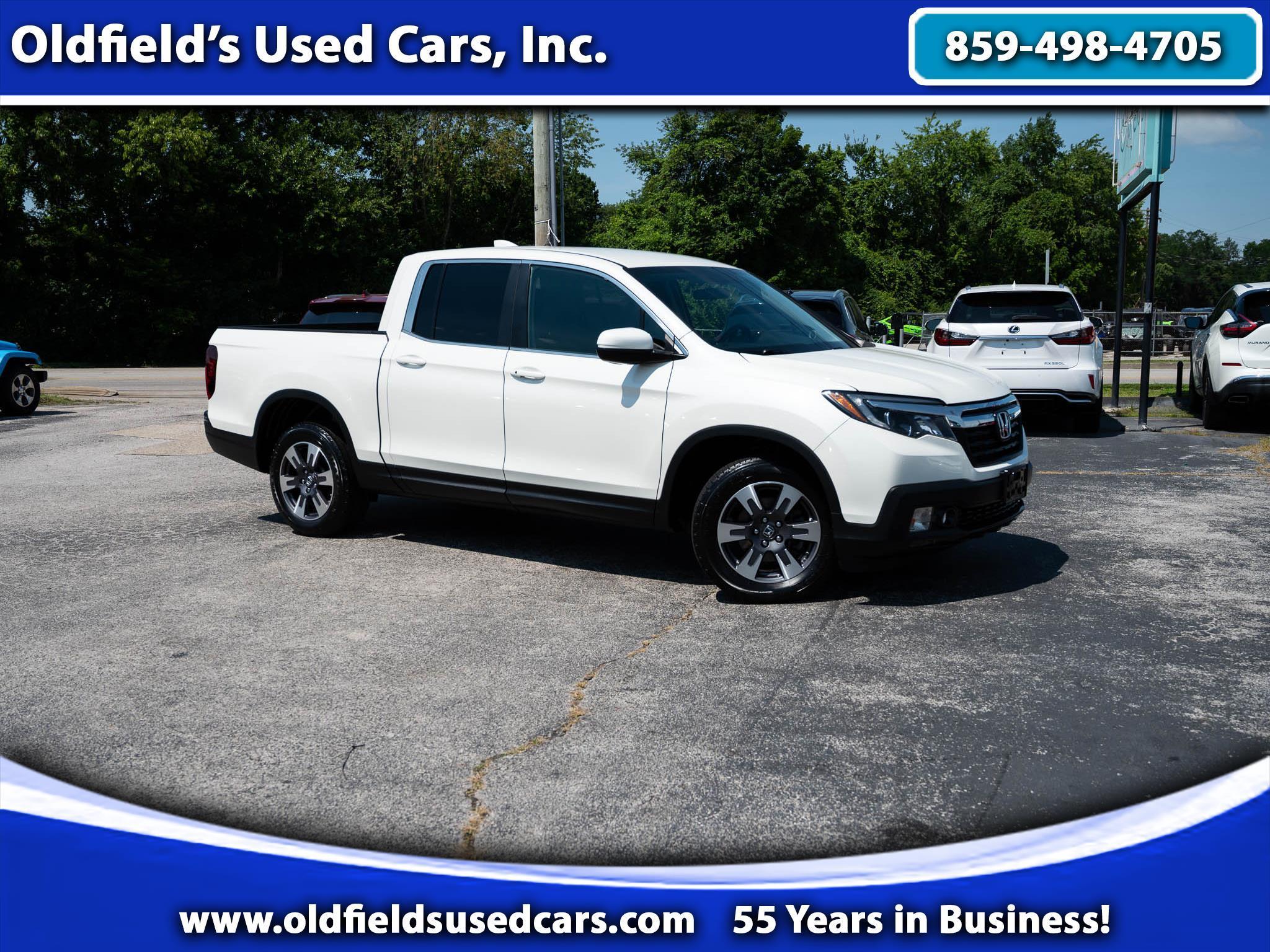 White 2018 Honda Ridgeline Pickup Truck All-Wheel Drive Automatic