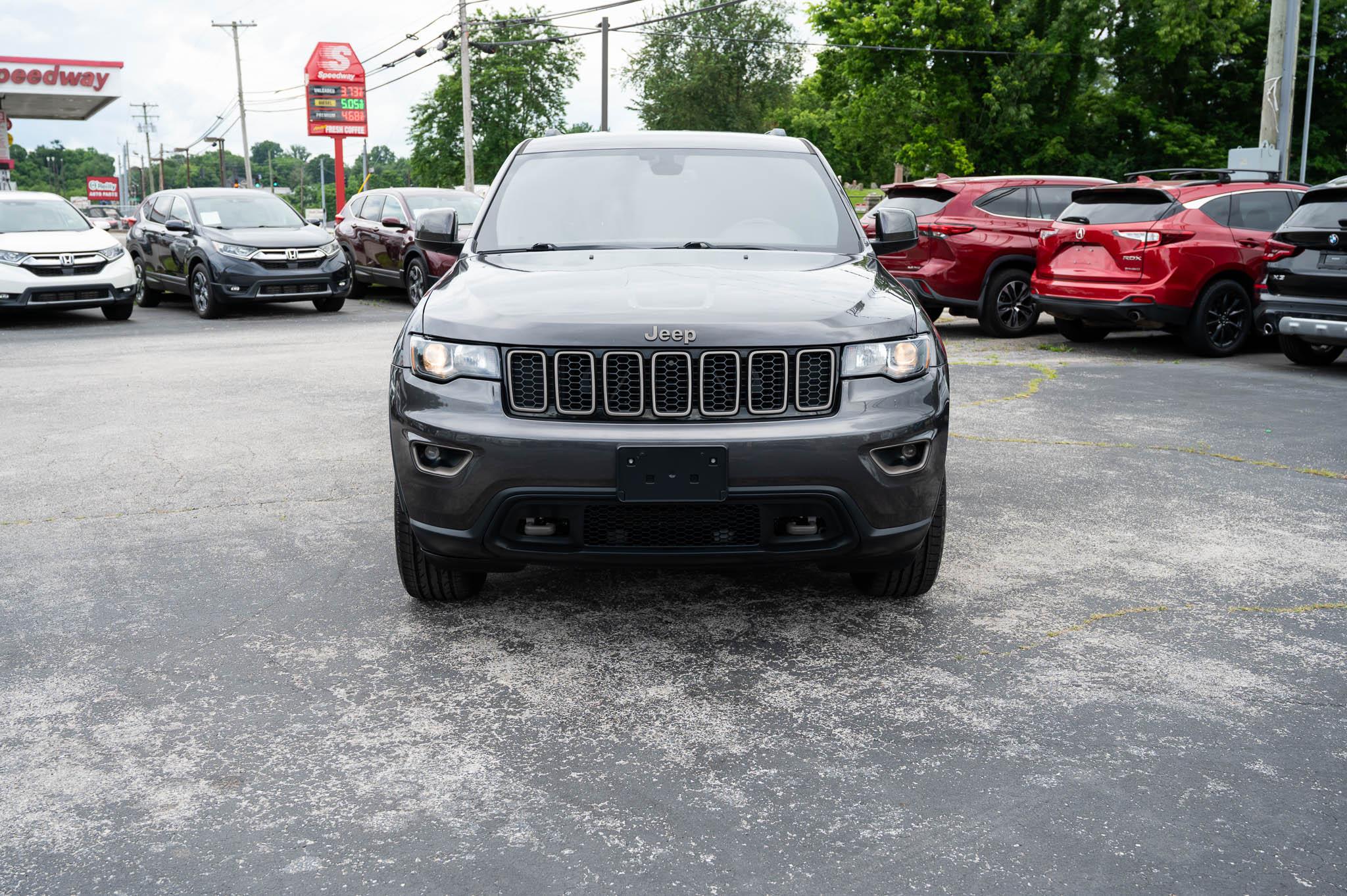 Jeep Grand Cherokee Laredo 4WD 2016