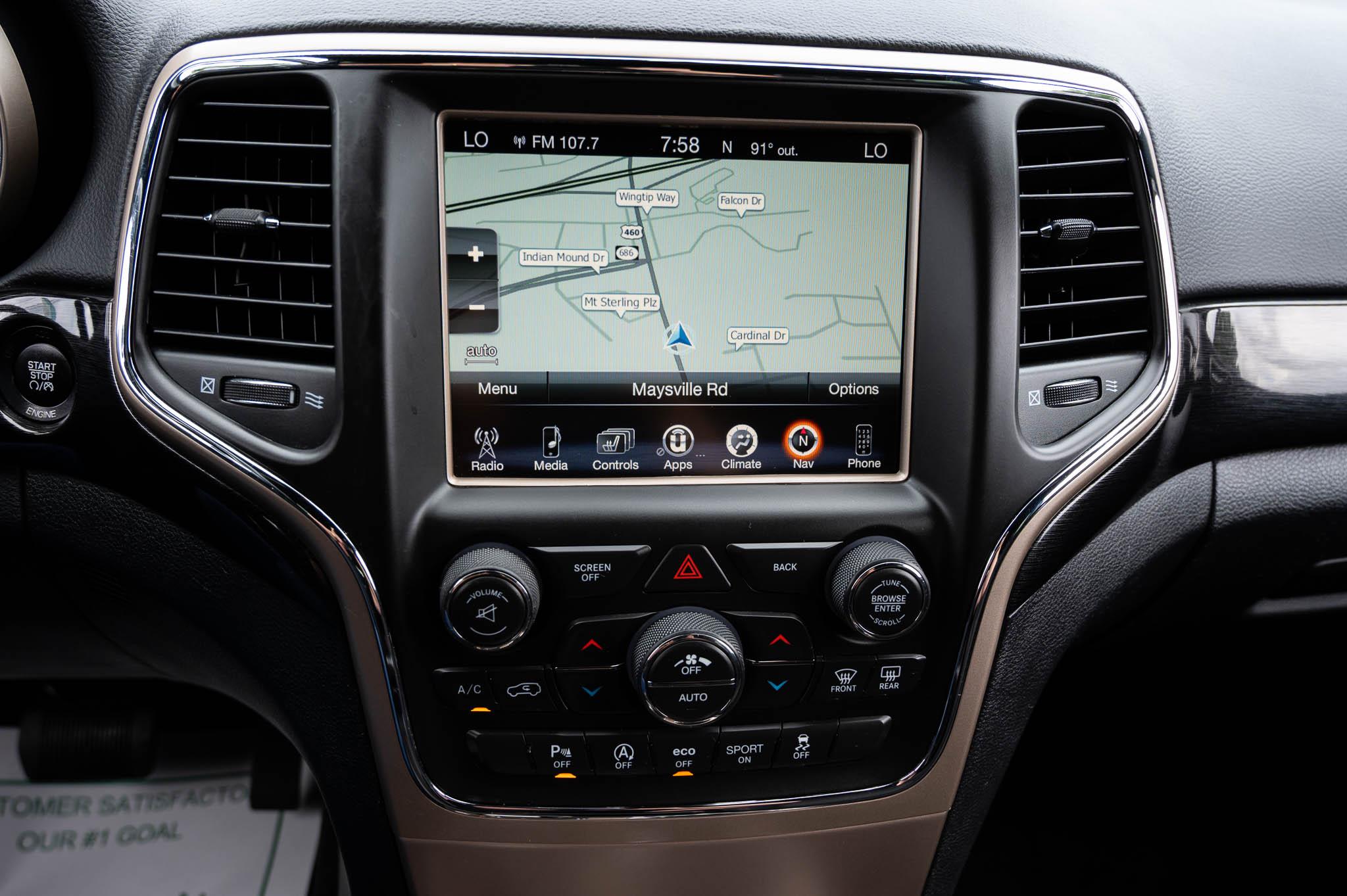 Jeep Grand Cherokee Laredo 4WD 2016