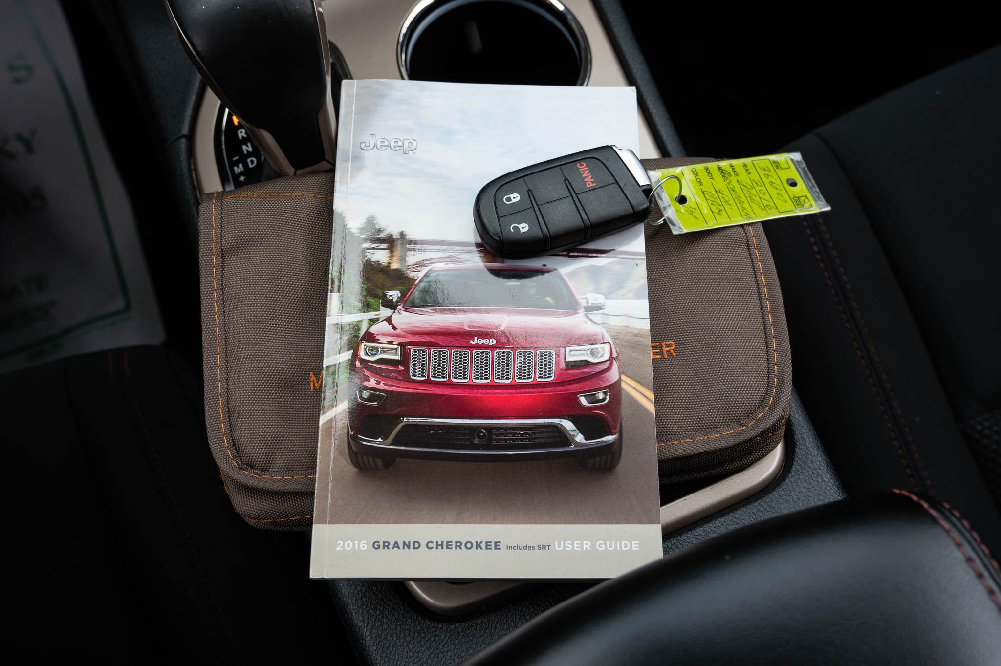 Jeep Grand Cherokee Laredo 4WD 2016