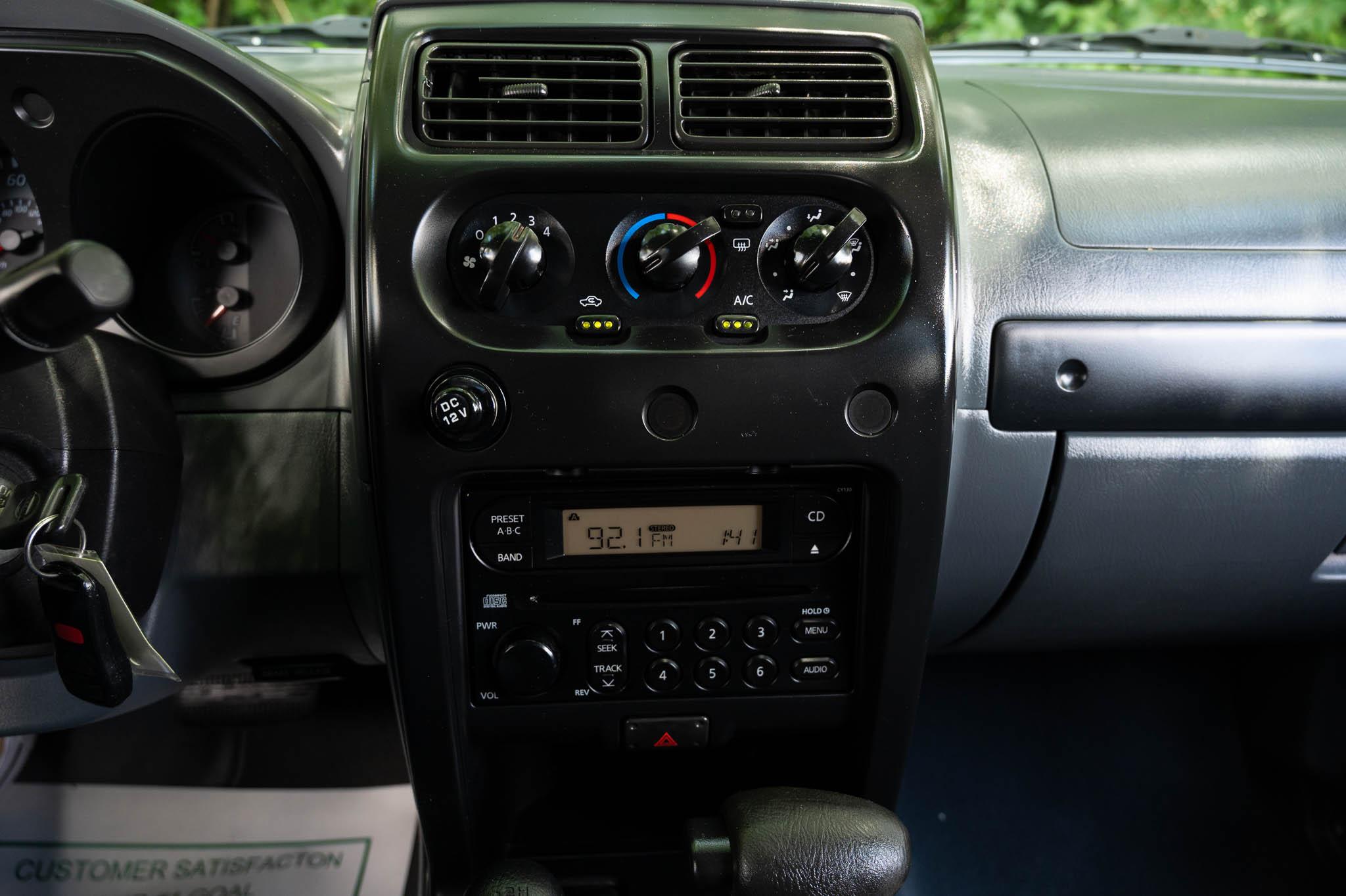 Nissan Xterra XE 4WD 2003