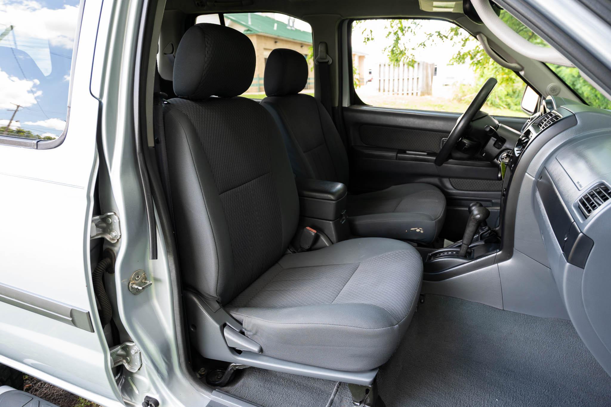 Nissan Xterra XE 4WD 2003