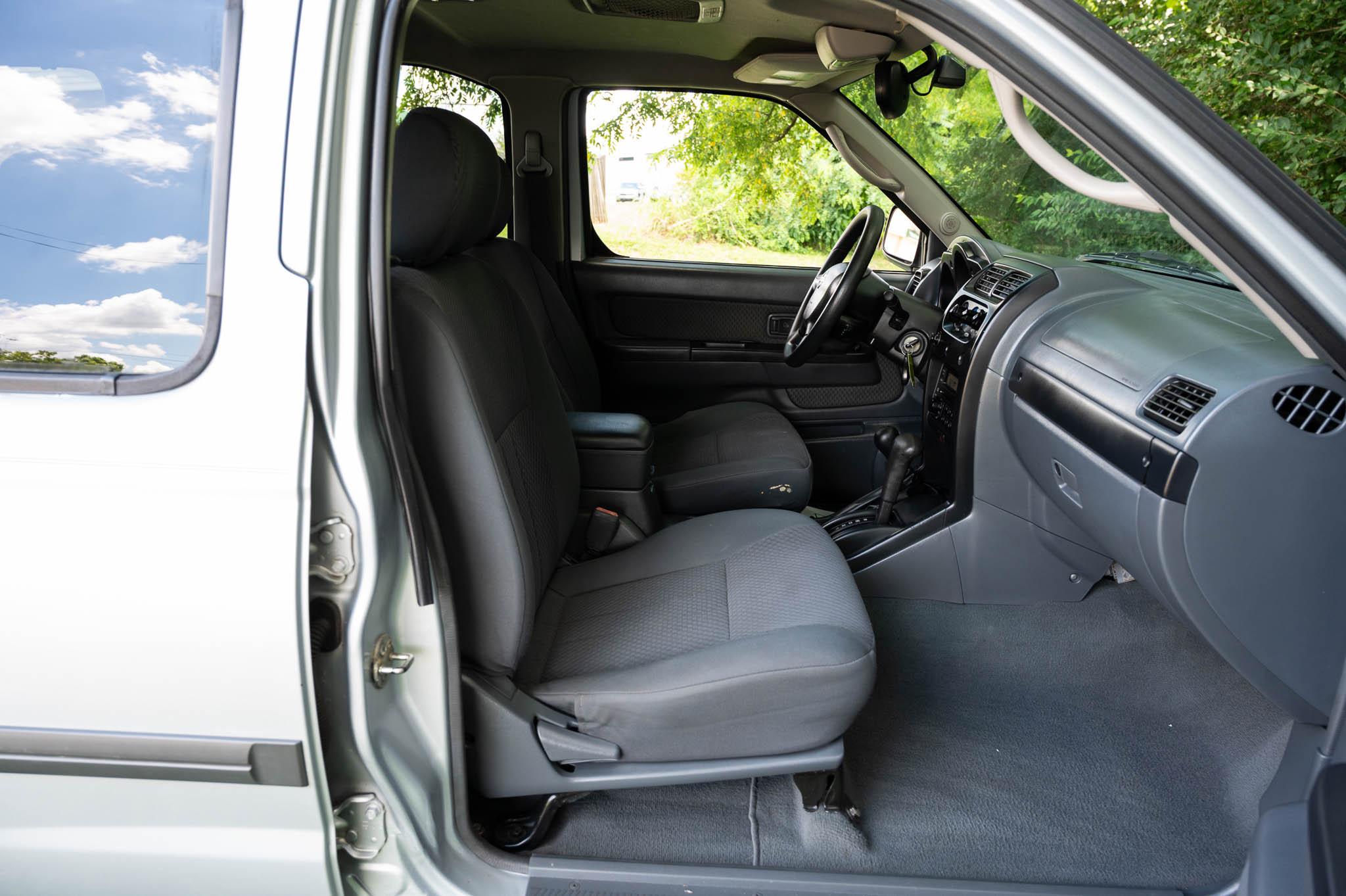 Nissan Xterra XE 4WD 2003