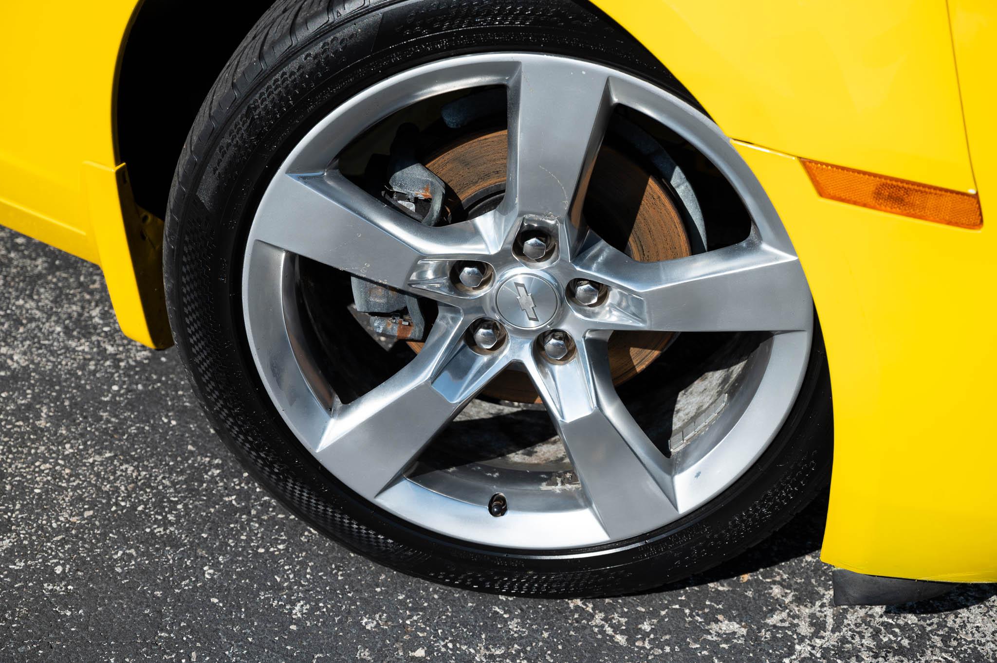 Chevrolet Camaro Coupe 1LT 2012