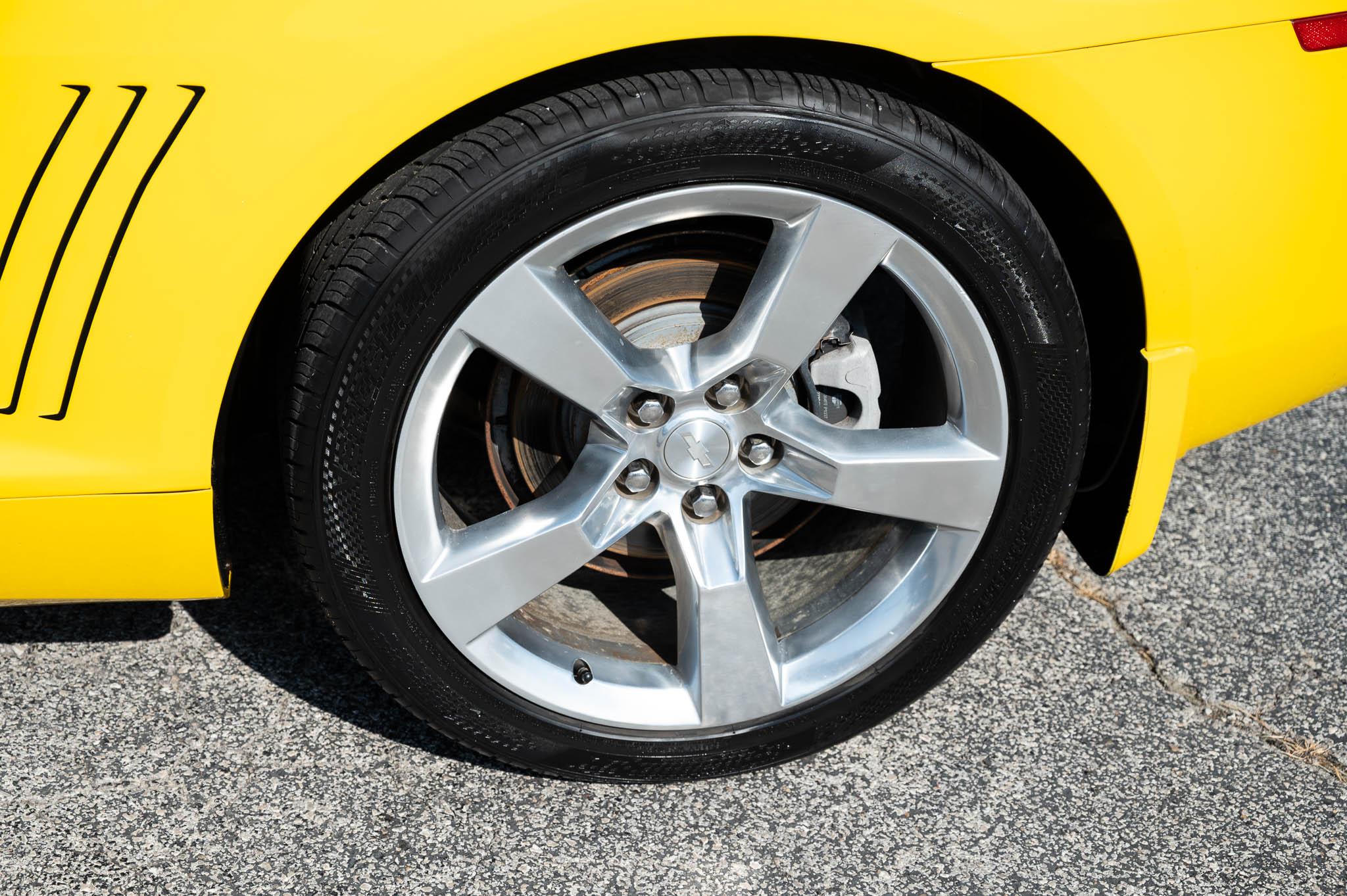 Chevrolet Camaro Coupe 1LT 2012