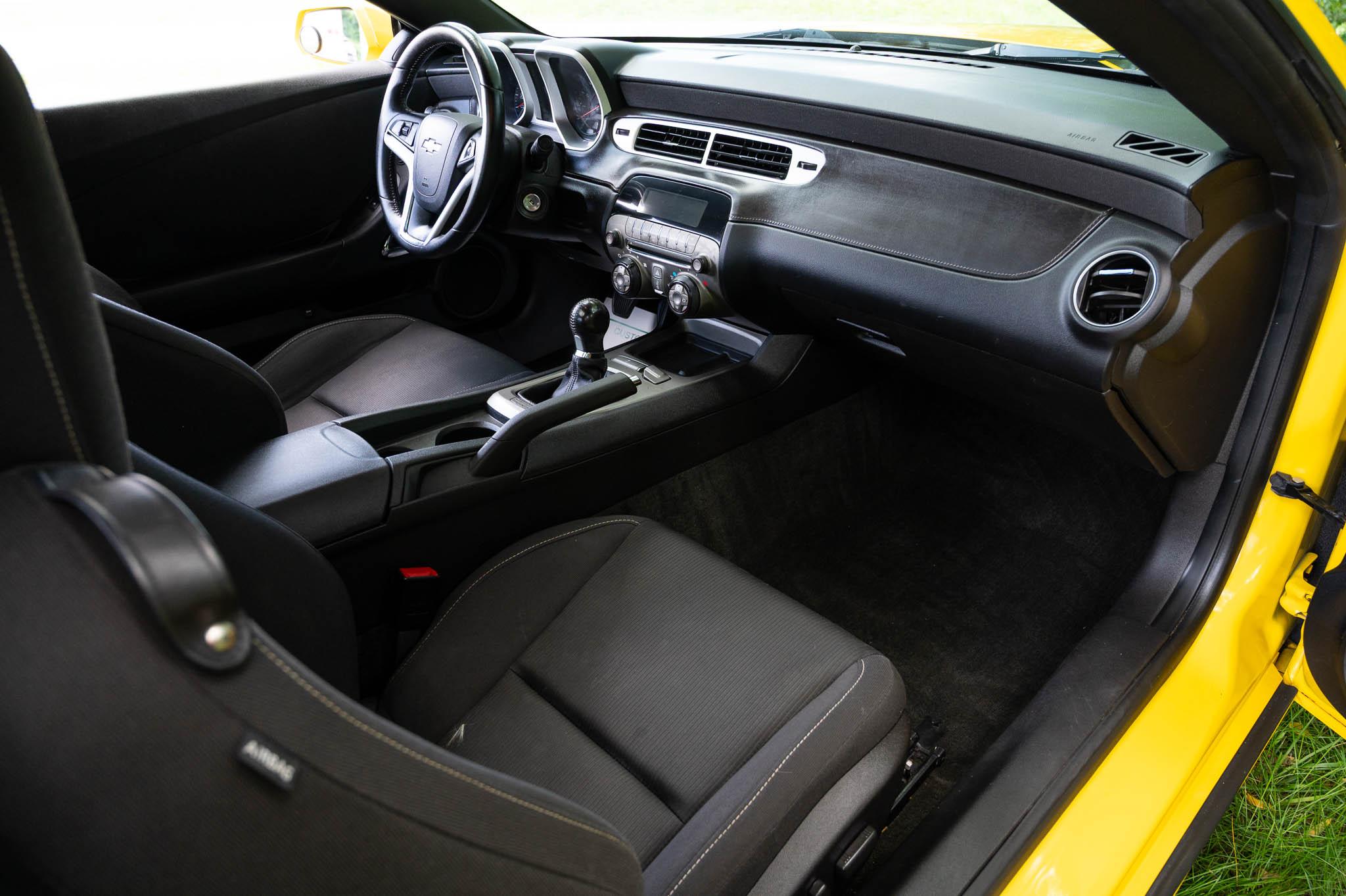 Chevrolet Camaro Coupe 1LT 2012