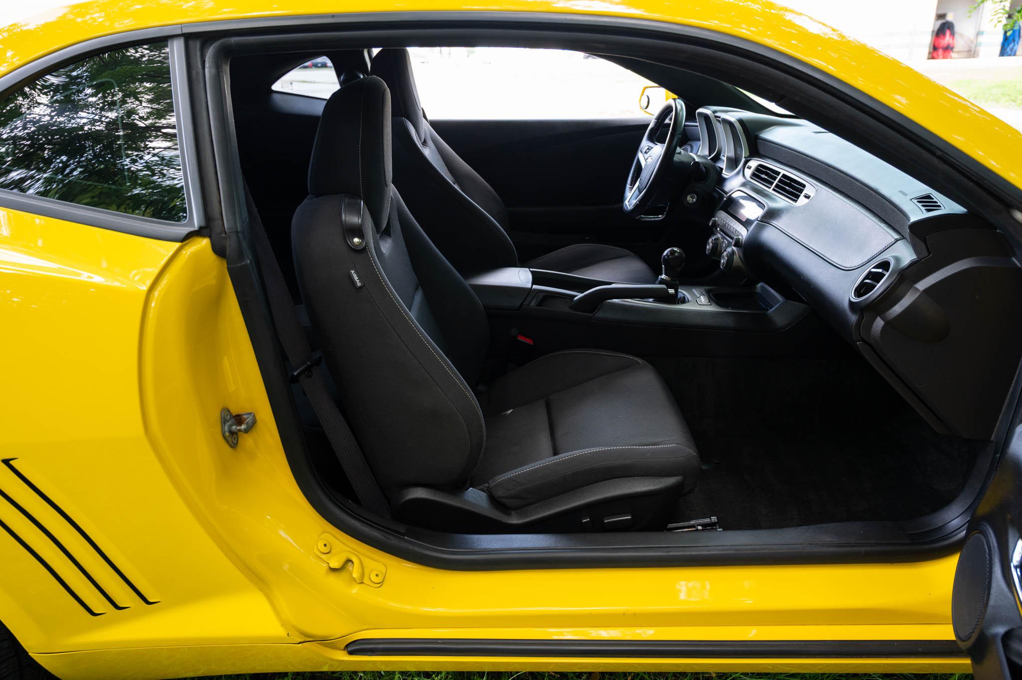 Chevrolet Camaro Coupe 1LT 2012