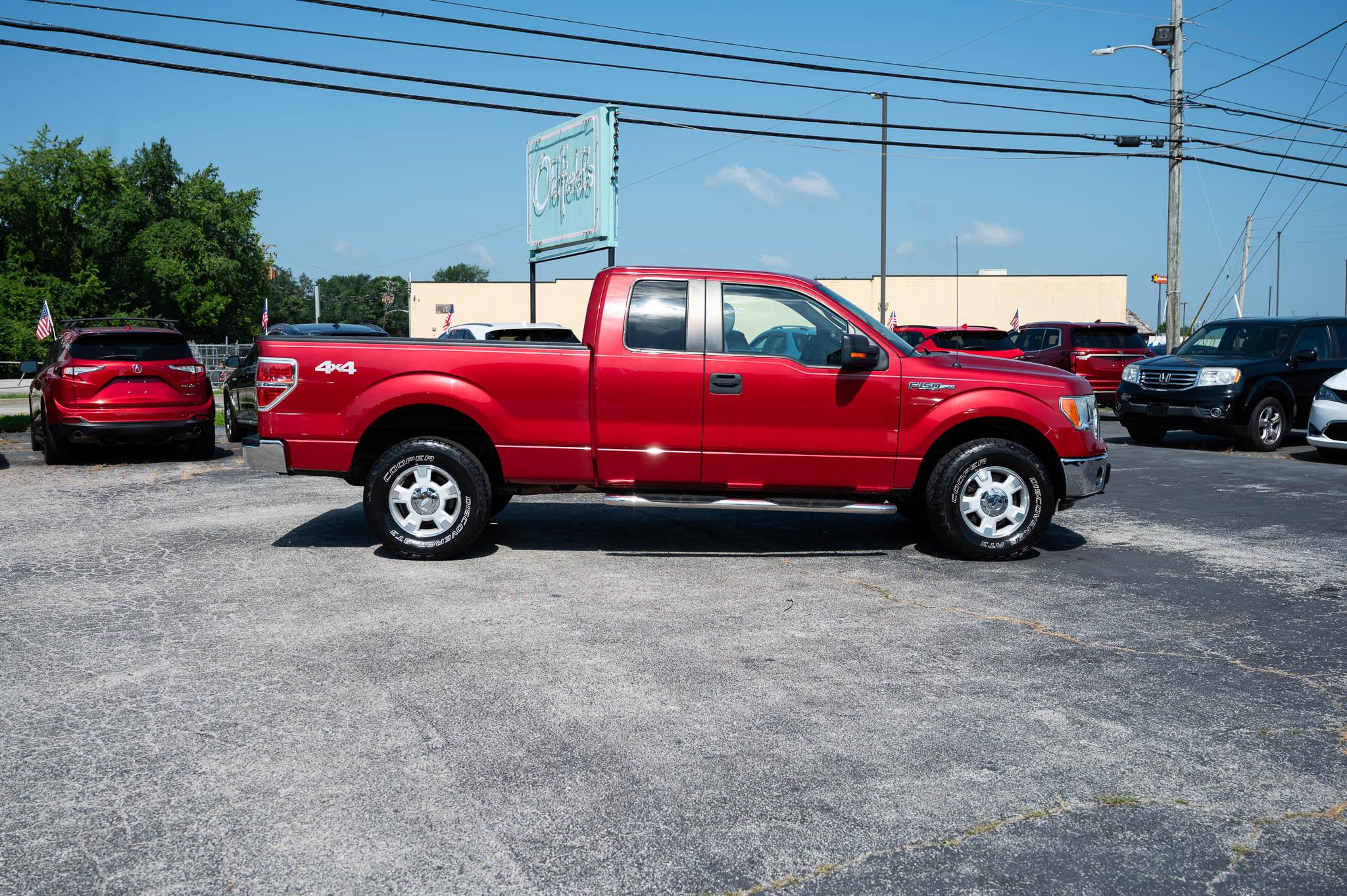 Ford F-150 4WD SuperCrew 145" XLT 2012