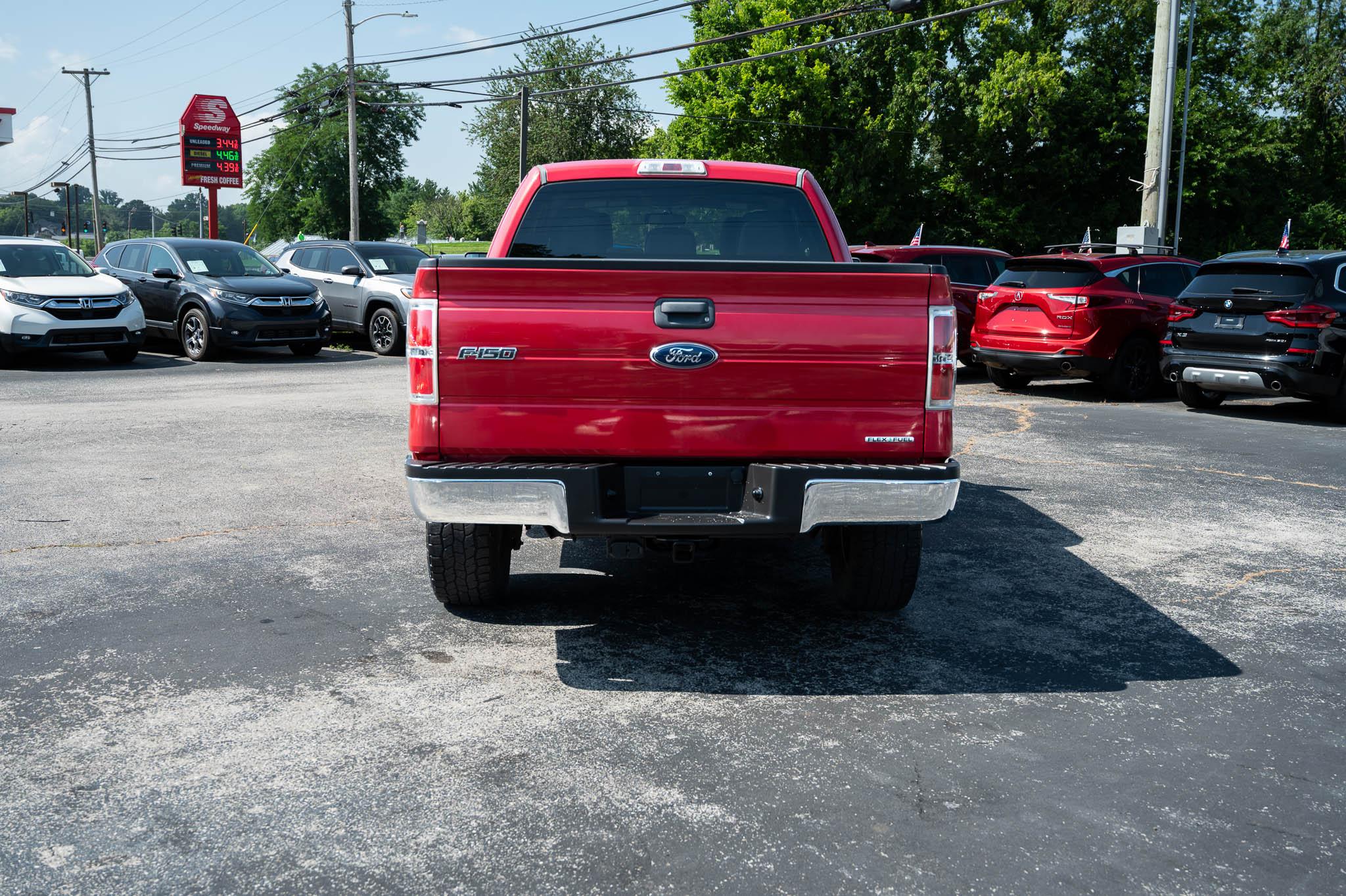 Ford F-150 4WD SuperCrew 145" XLT 2012