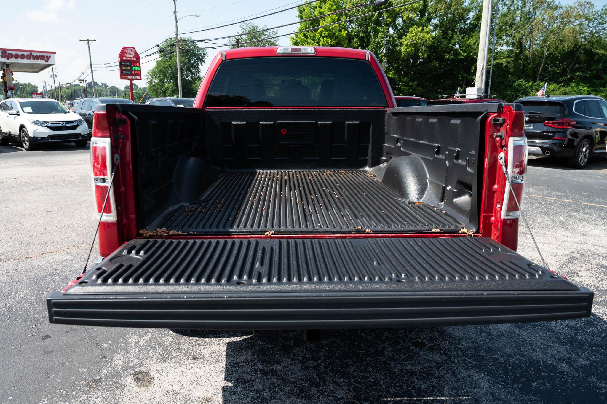 Ford F-150 4WD SuperCrew 145" XLT 2012