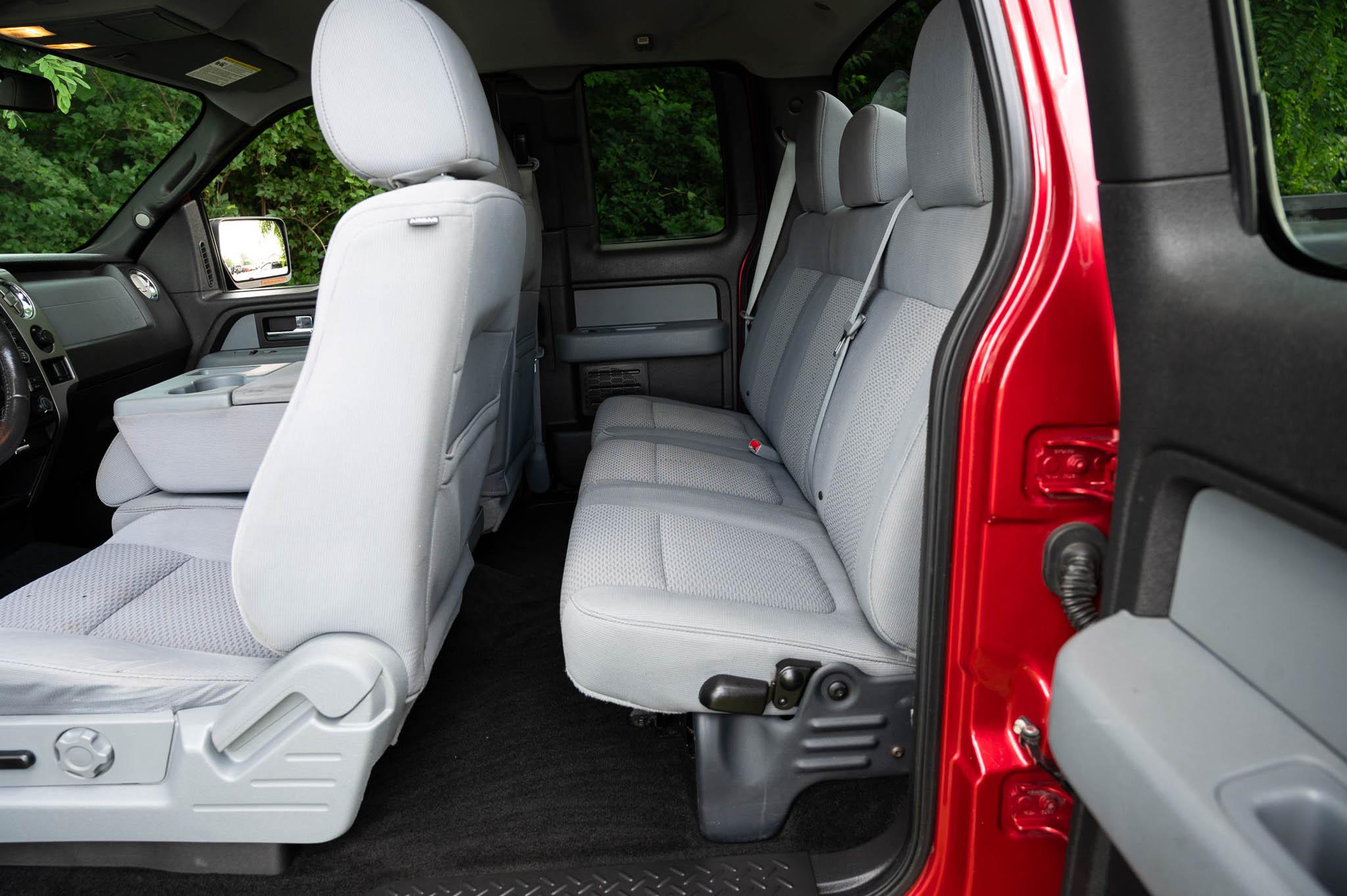Ford F-150 4WD SuperCrew 145" XLT 2012