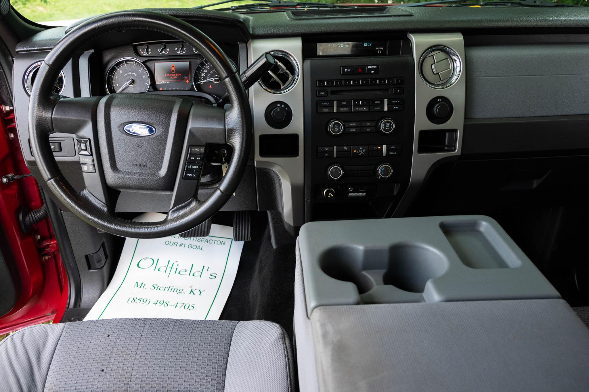 Ford F-150 4WD SuperCrew 145" XLT 2012