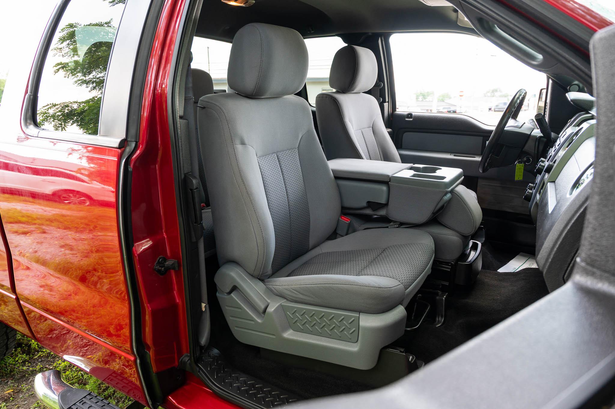 Ford F-150 4WD SuperCrew 145" XLT 2012