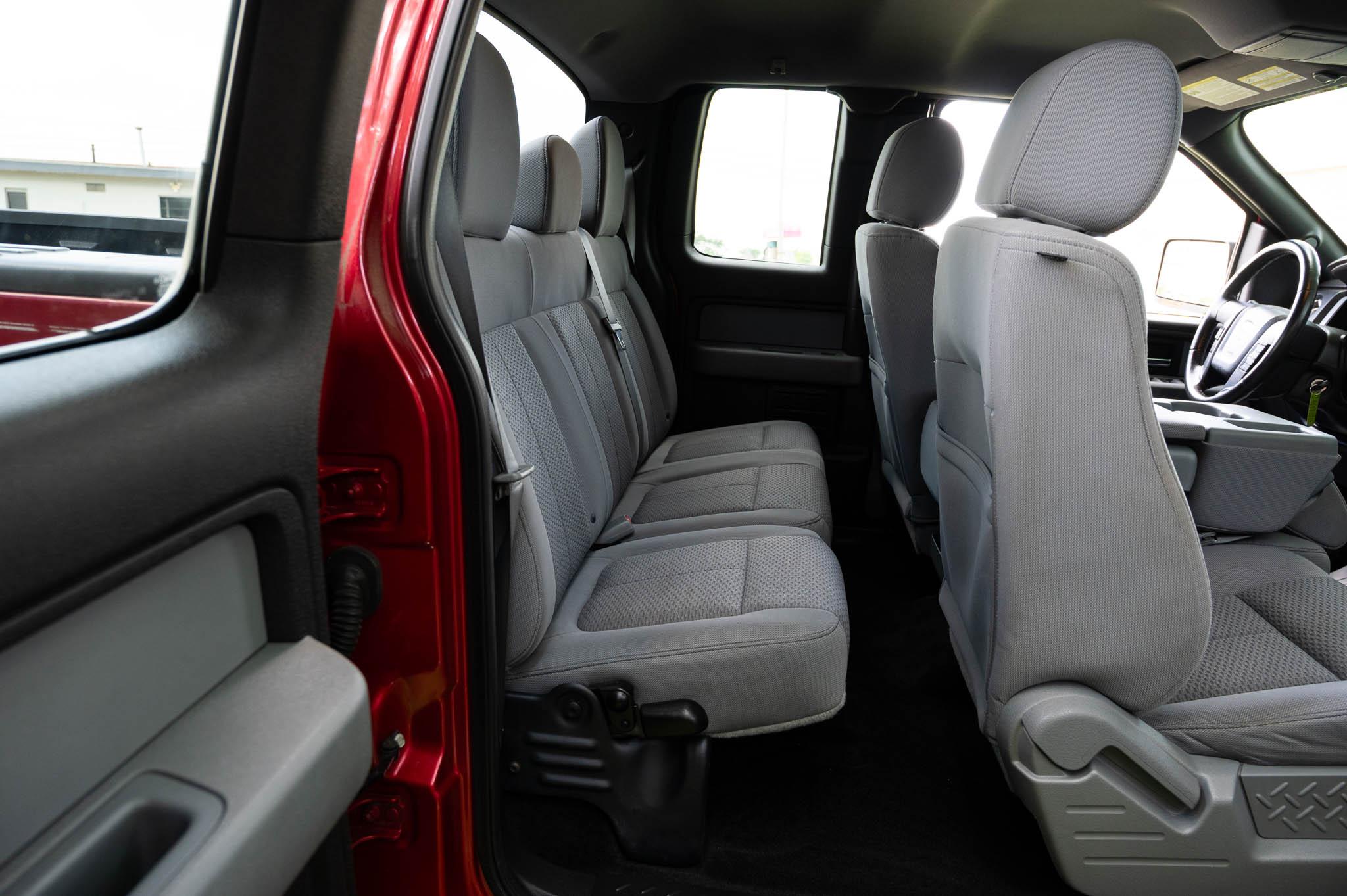 Ford F-150 4WD SuperCrew 145" XLT 2012