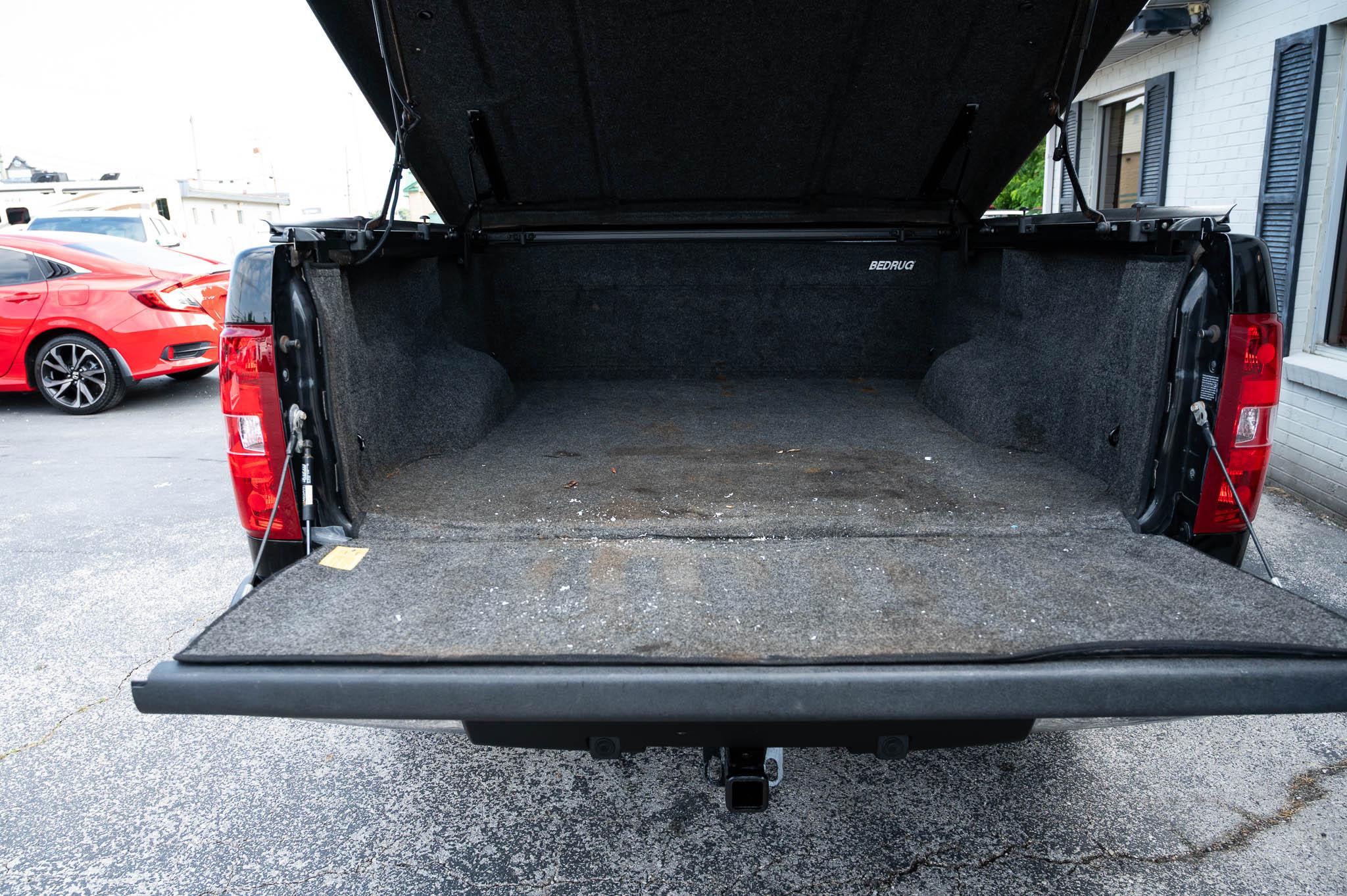 Chevrolet Silverado 1500 LTZ Crew Cab 4WD 2012