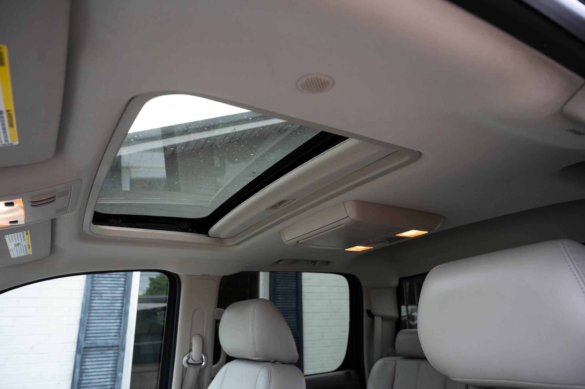 Chevrolet Silverado 1500 LTZ Crew Cab 4WD 2012