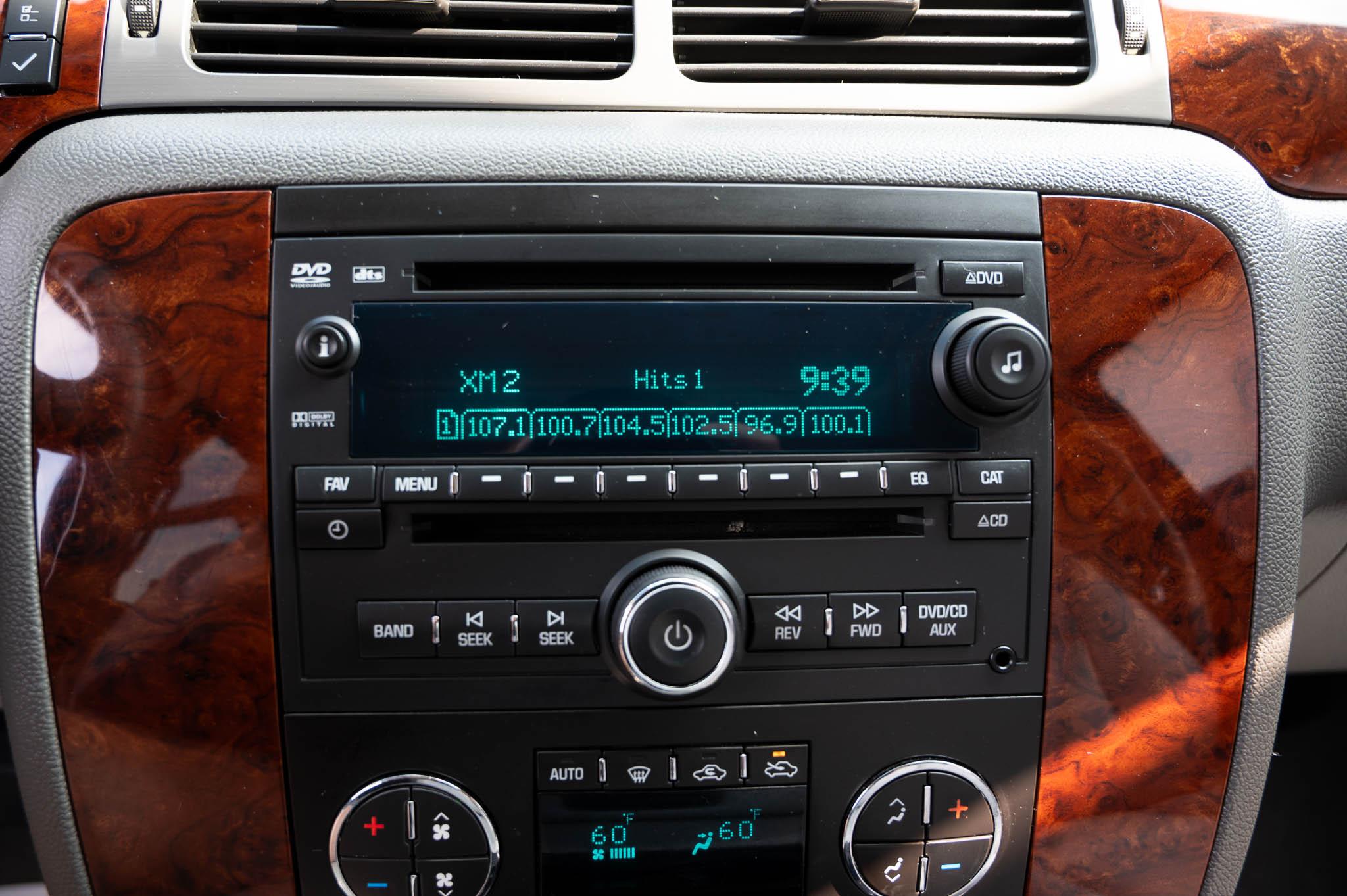 Chevrolet Silverado 1500 LTZ Crew Cab 4WD 2012