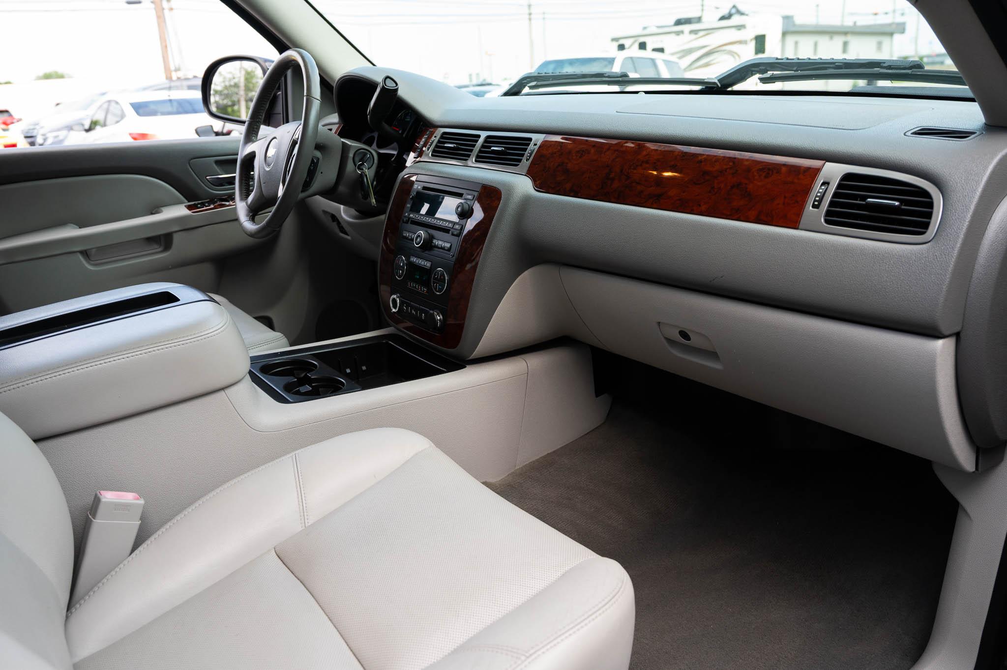 Chevrolet Silverado 1500 LTZ Crew Cab 4WD 2012
