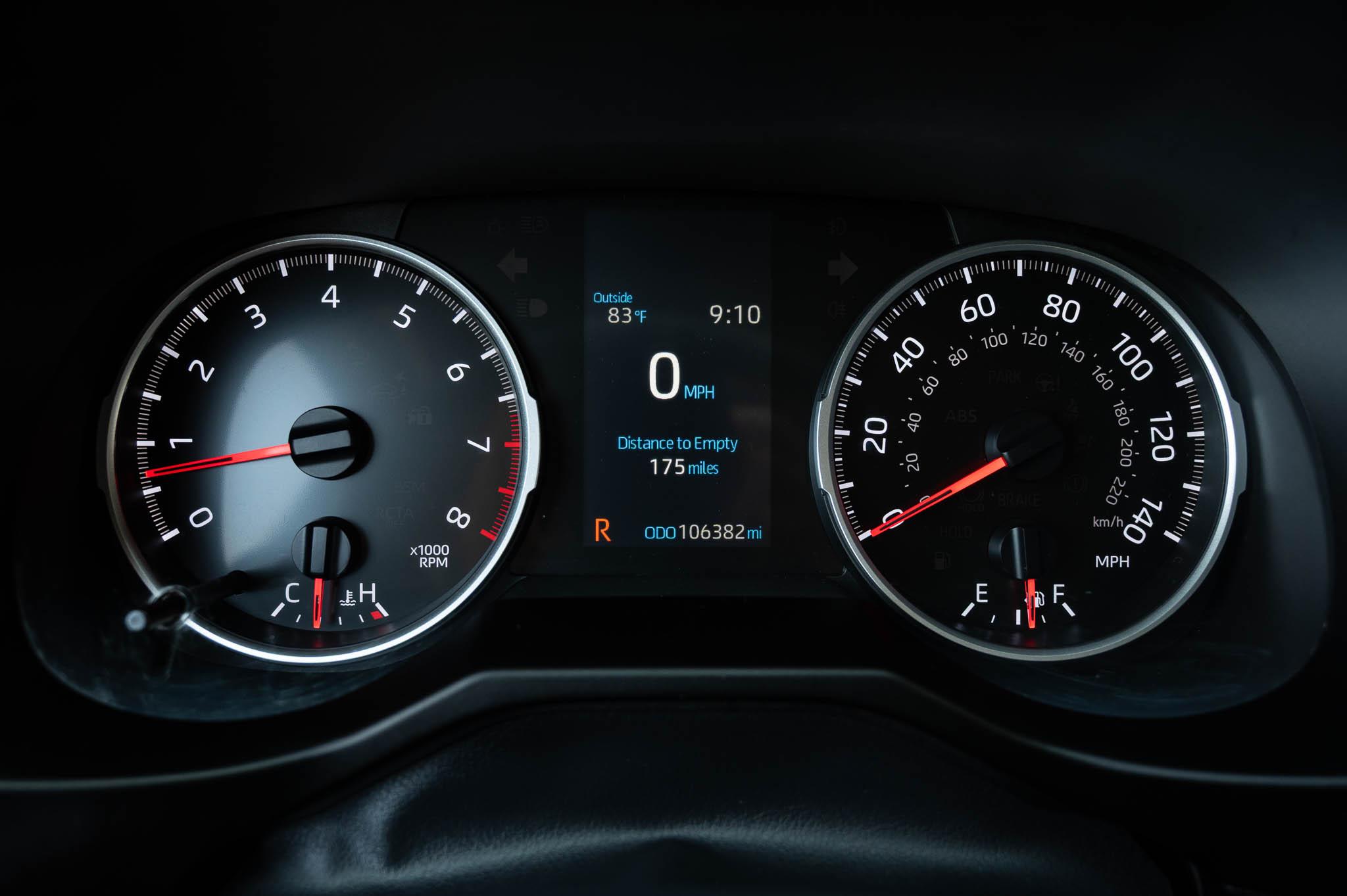 Toyota RAV4 LE AWD 2019
