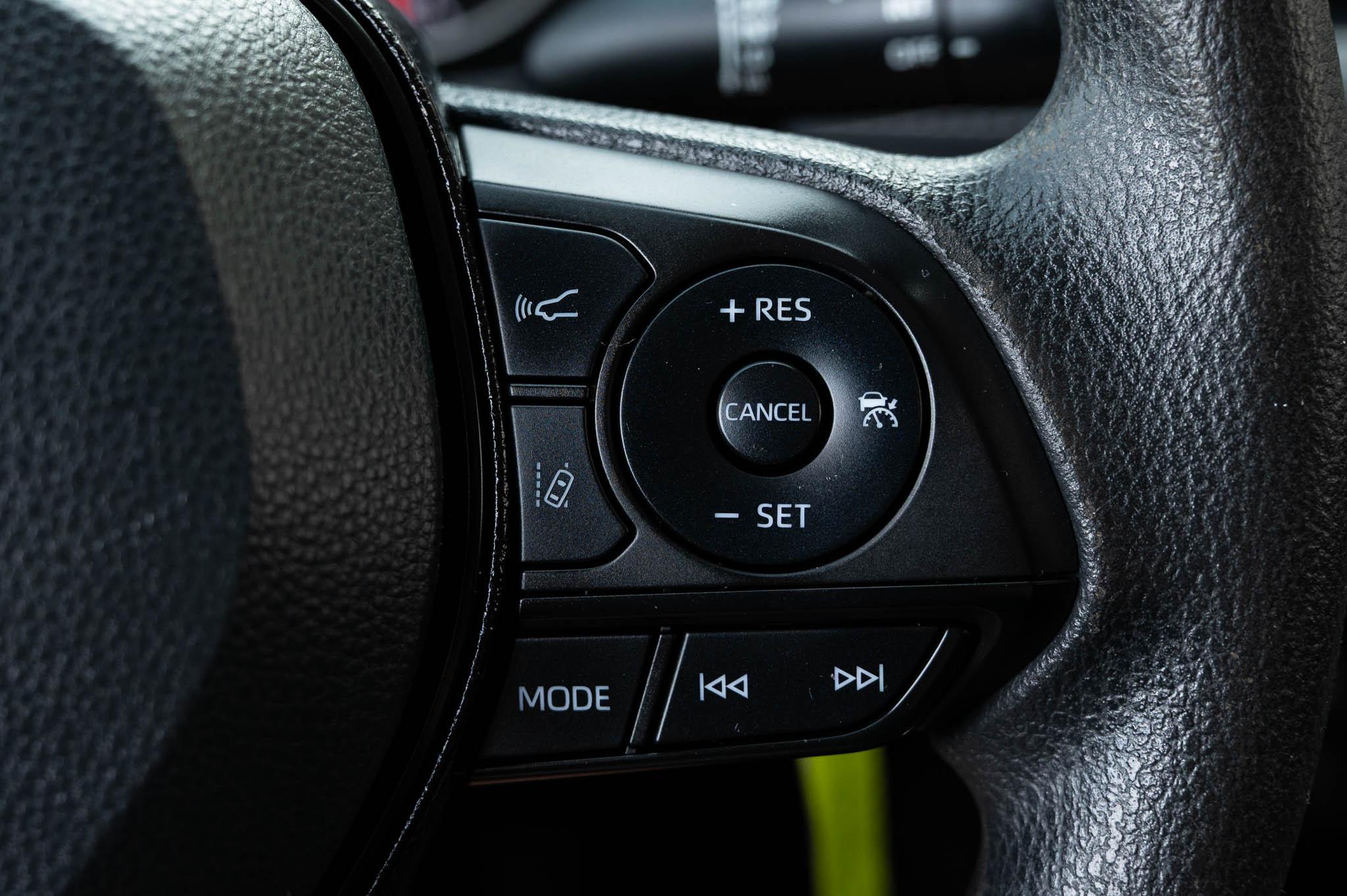 Toyota RAV4 LE AWD 2019