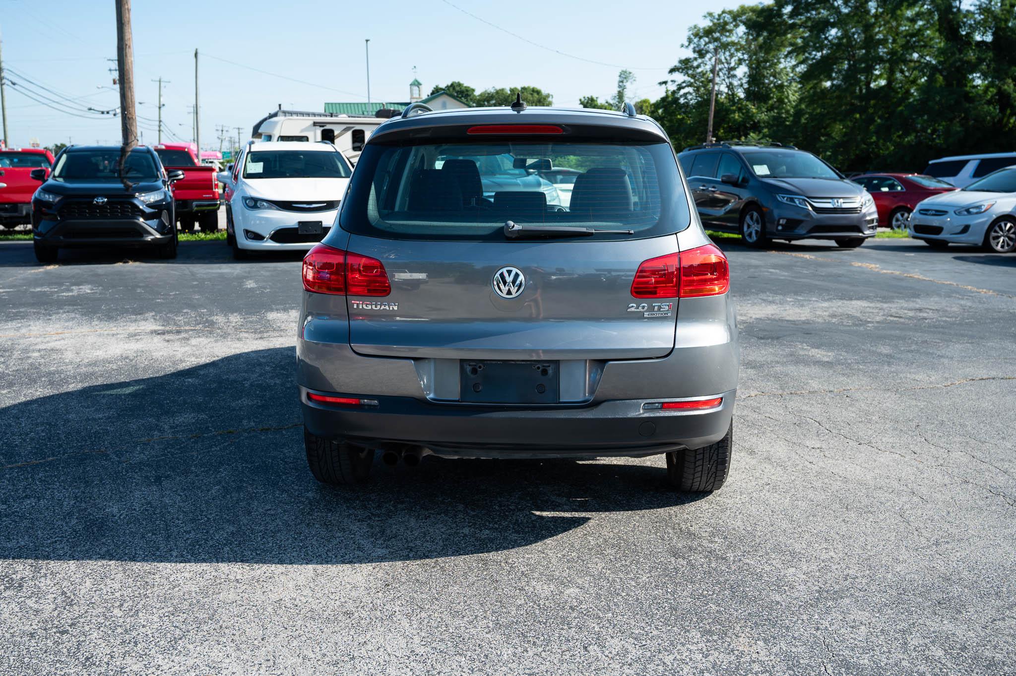 Volkswagen Tiguan S 4Motion 2015