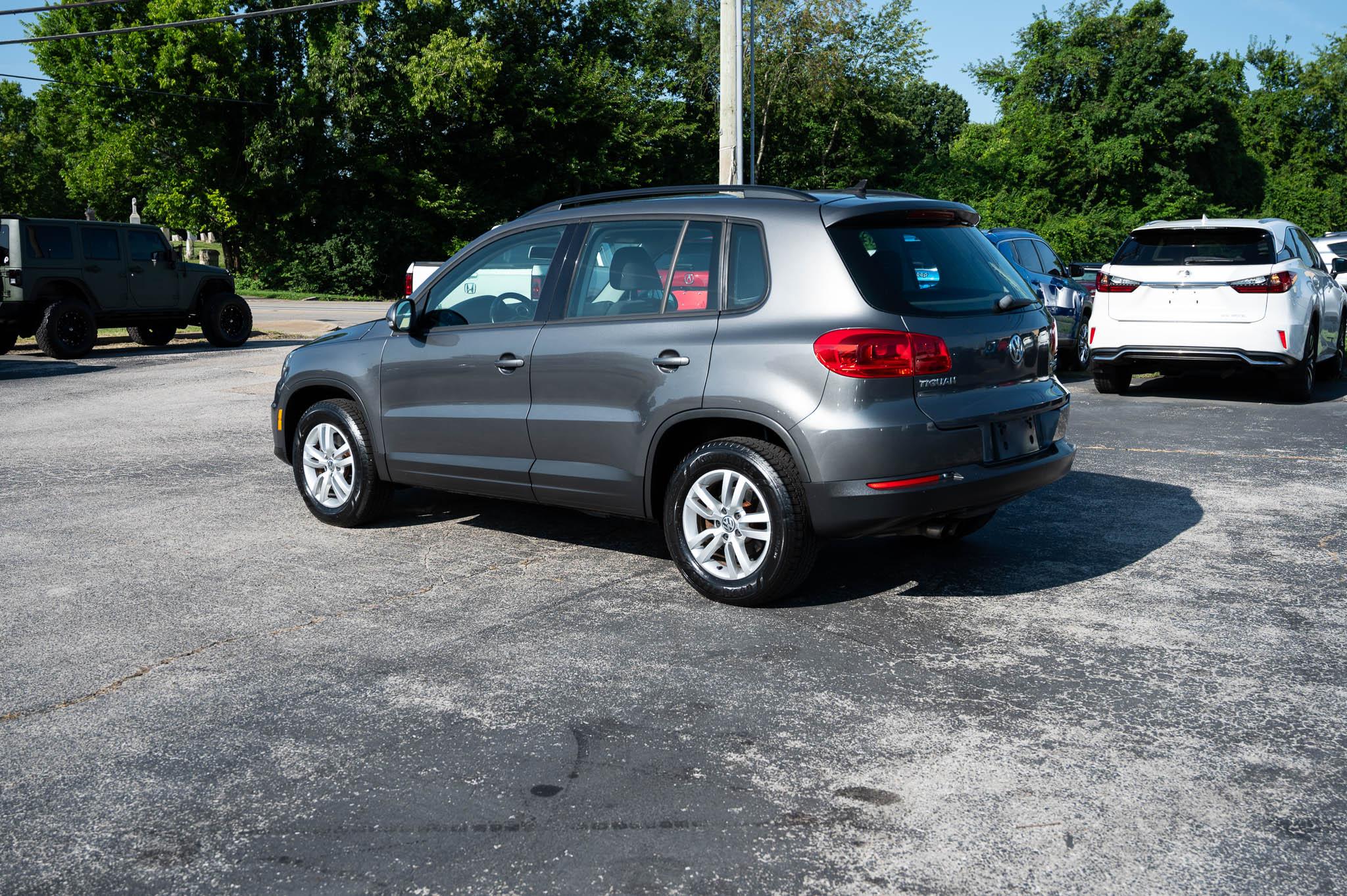 Volkswagen Tiguan S 4Motion 2015