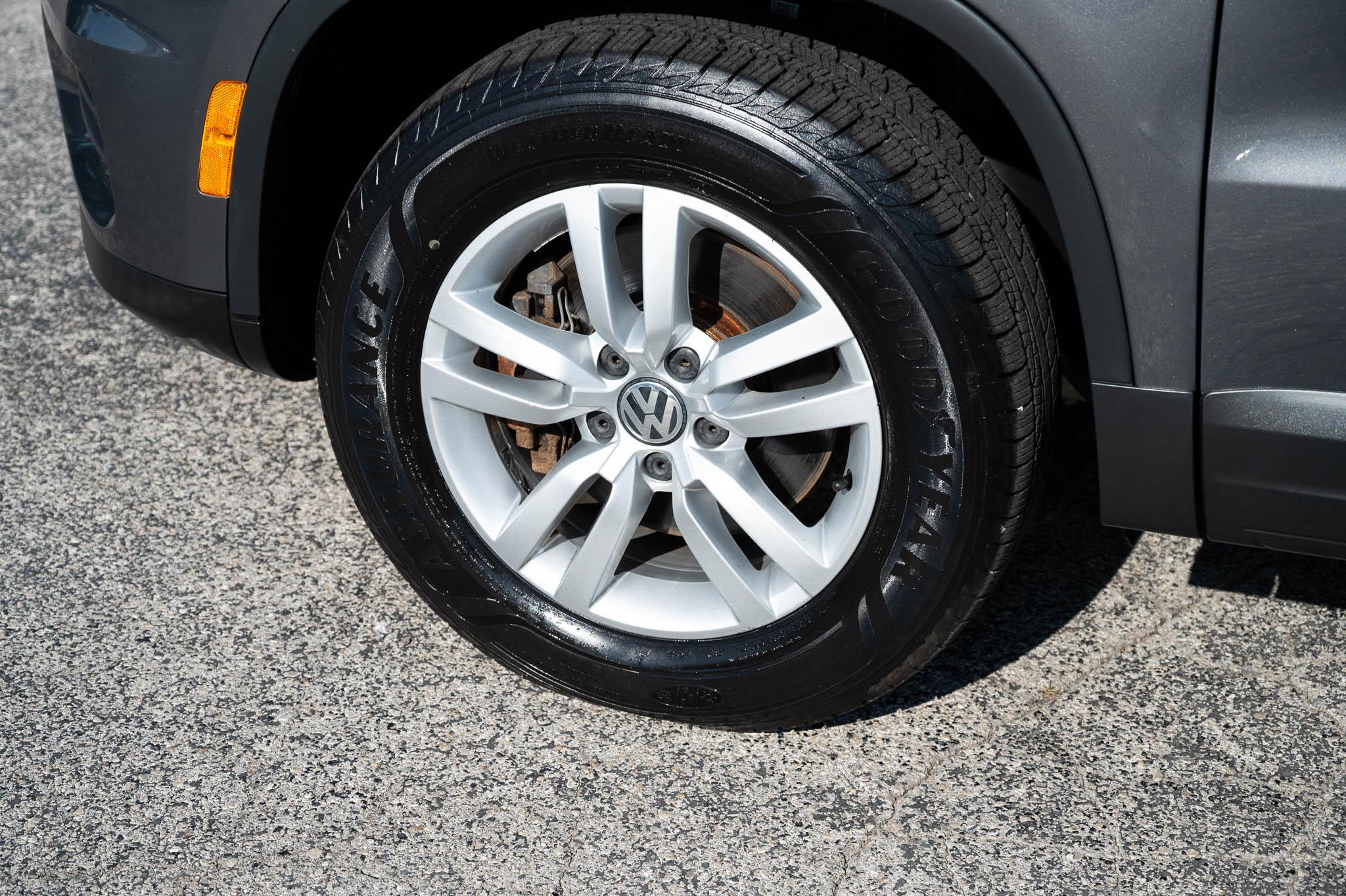 Volkswagen Tiguan S 4Motion 2015