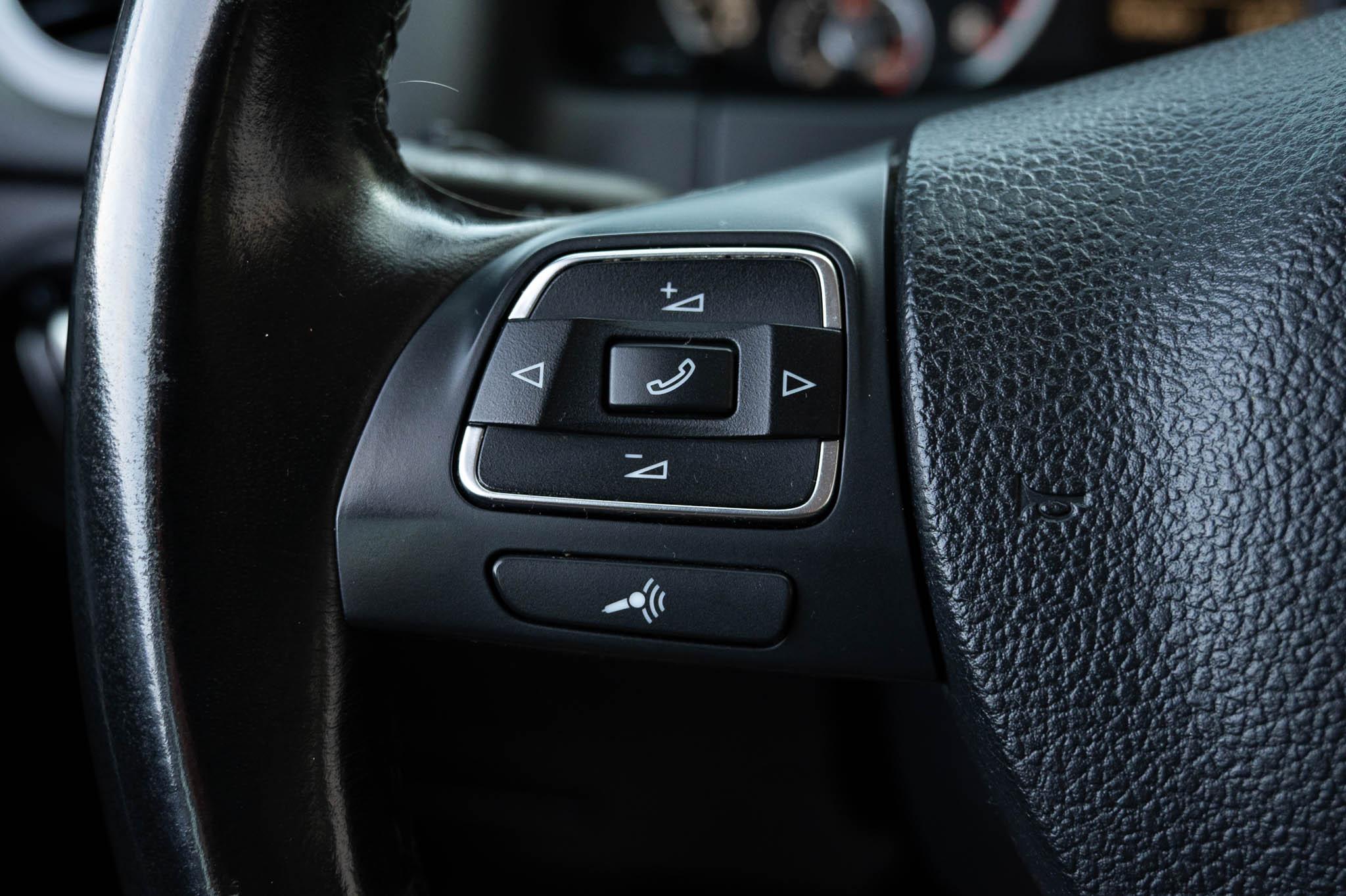 Volkswagen Tiguan S 4Motion 2015