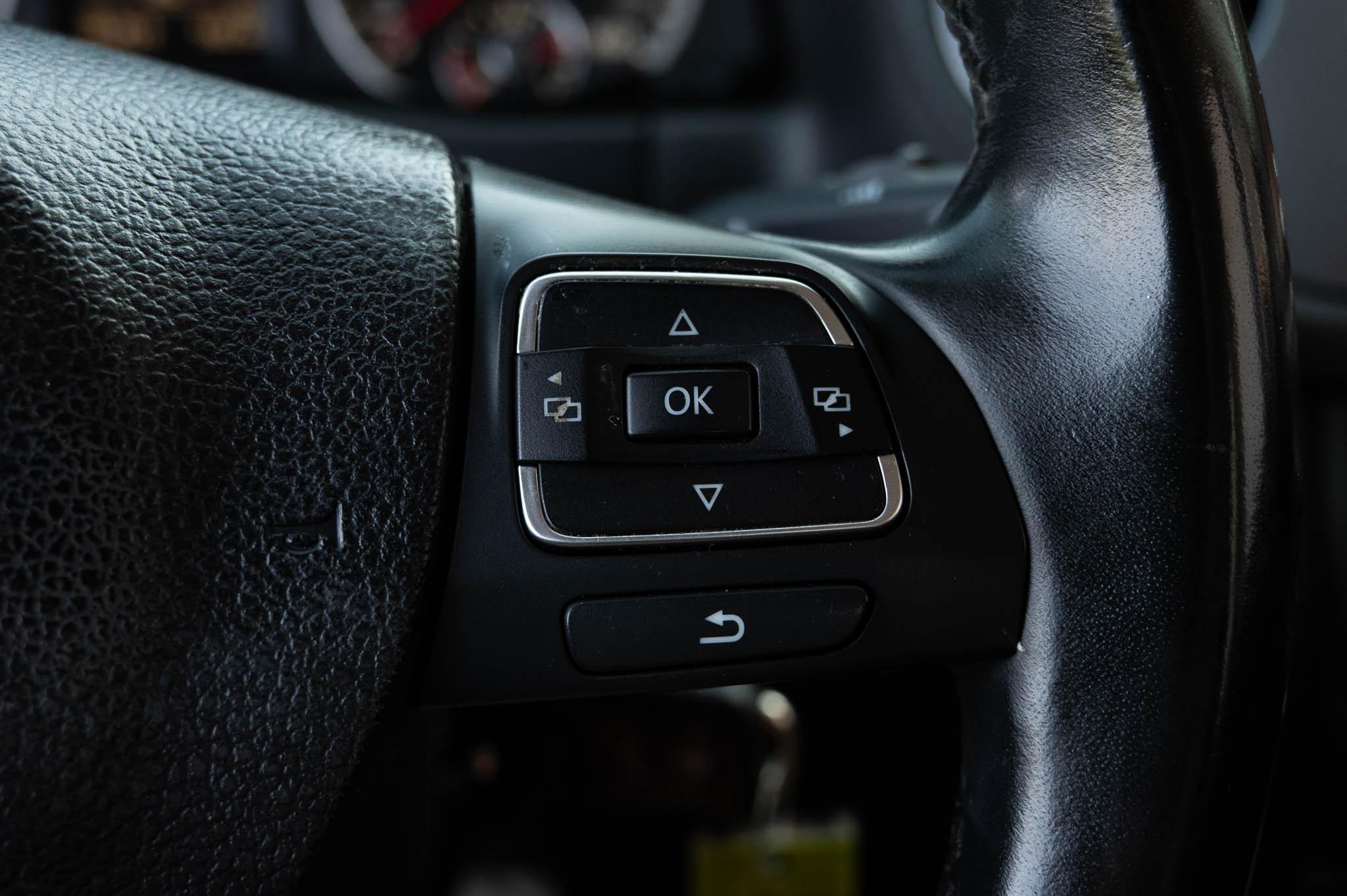 Volkswagen Tiguan S 4Motion 2015