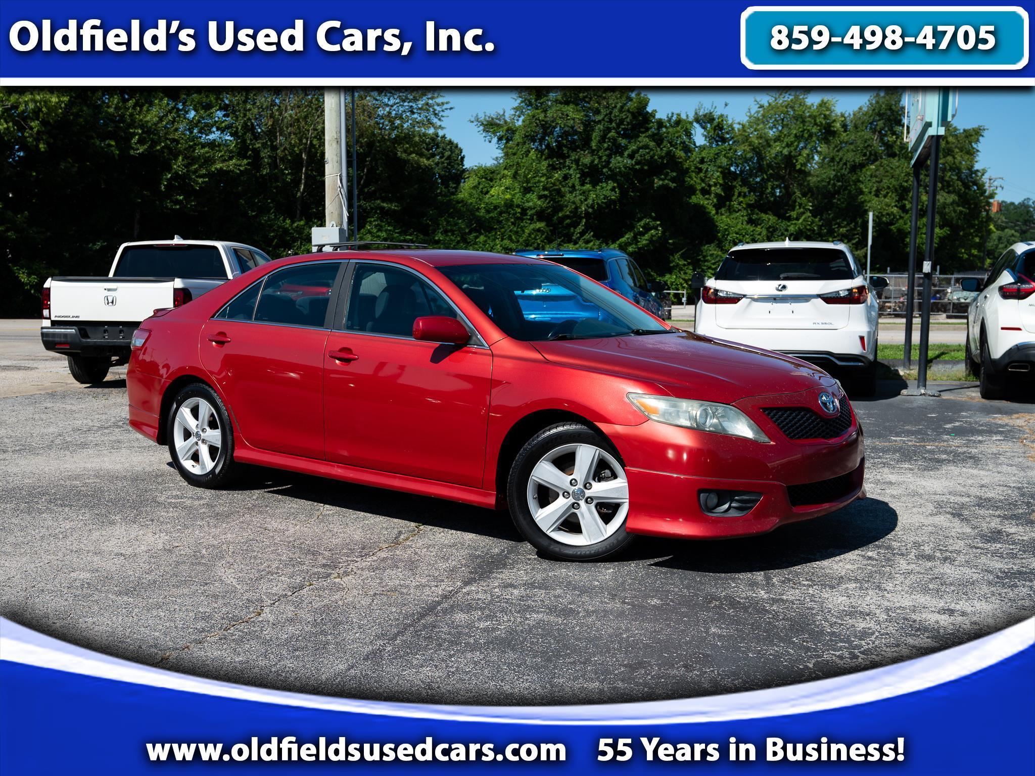 Toyota Camry SE 4D Sedan 2011