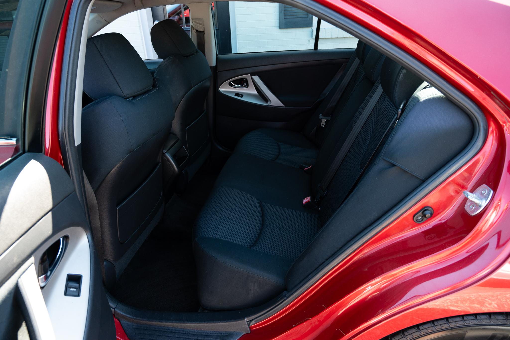Toyota Camry SE 4D Sedan 2011