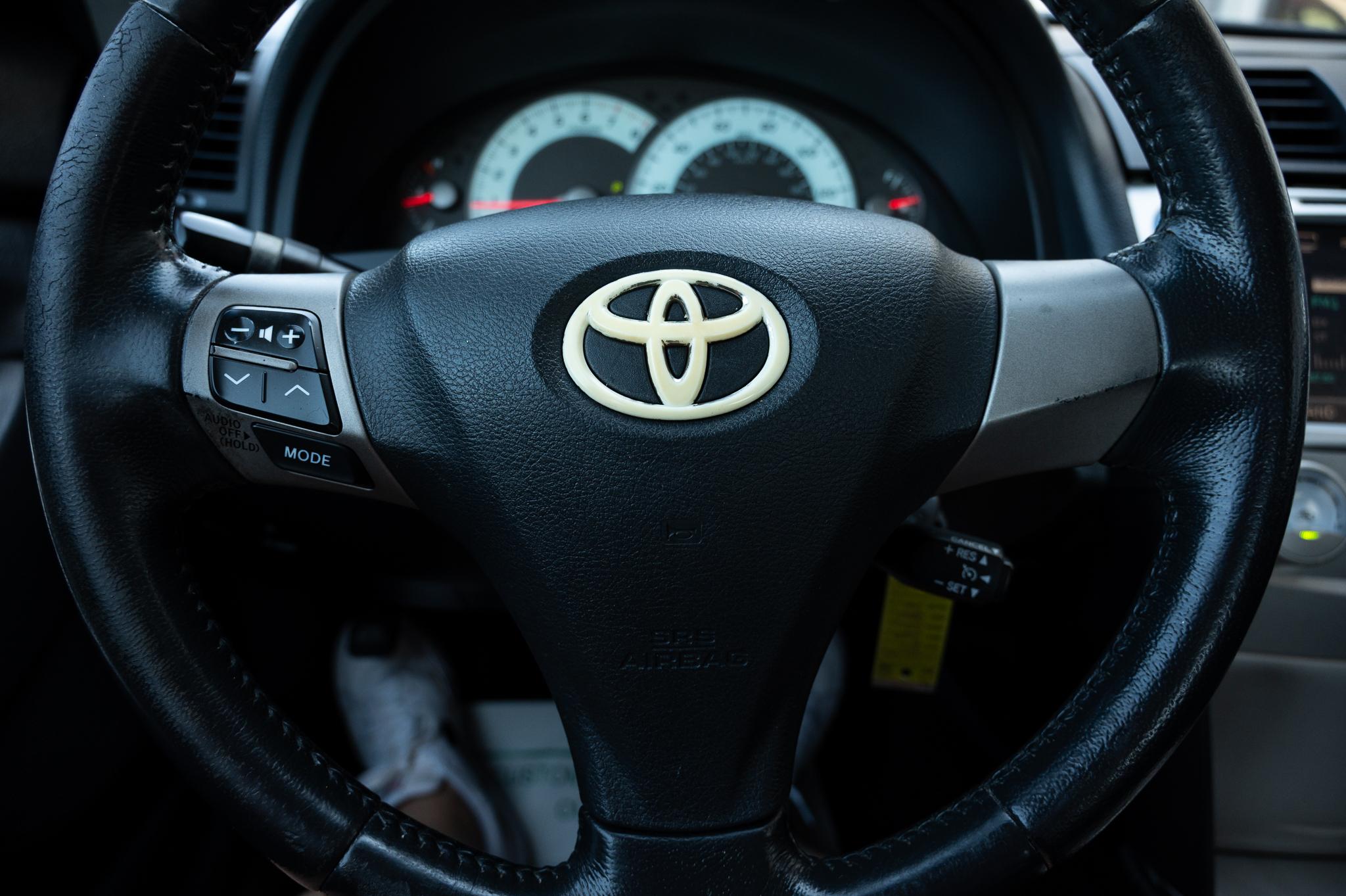 Toyota Camry SE 4D Sedan 2011