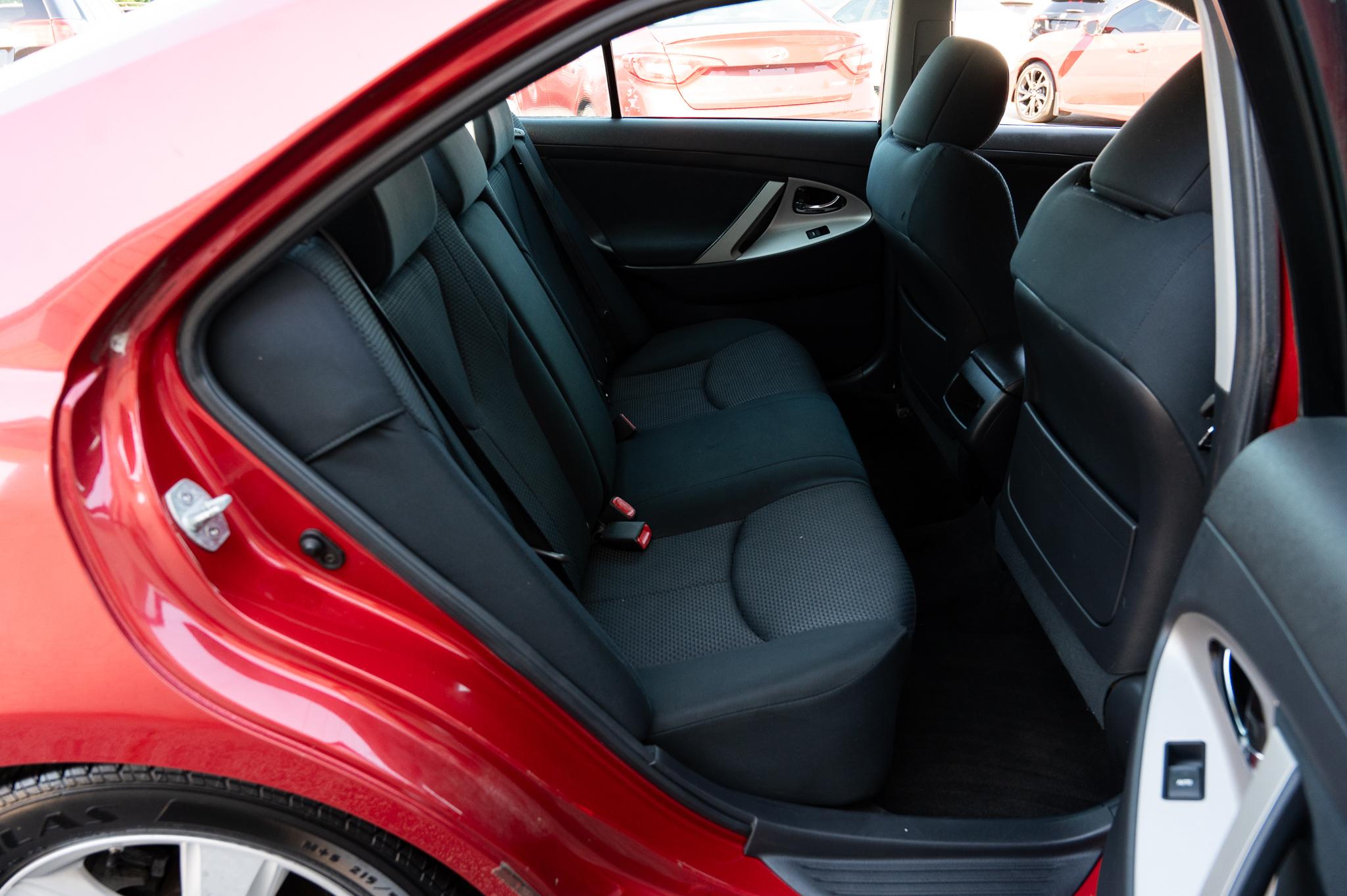 Toyota Camry SE 4D Sedan 2011